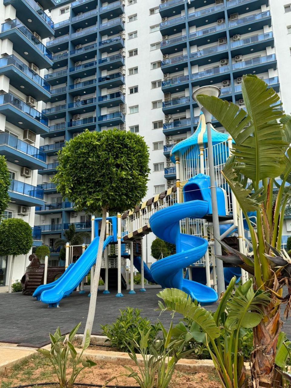 Royal Life Poseidon Residences Long