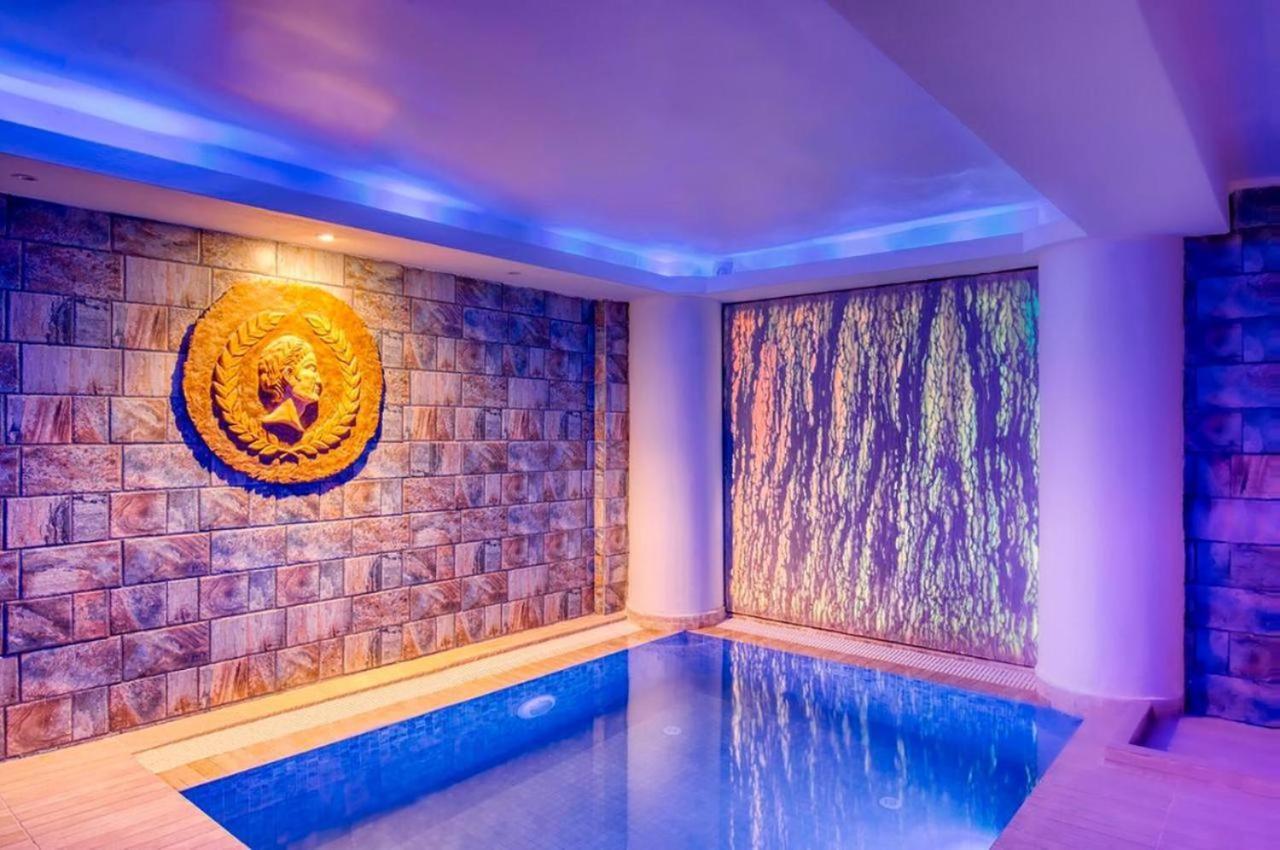 Luxurious Two-Bedroom Apartment B-Block At Grand Sapphire Resort Apartment