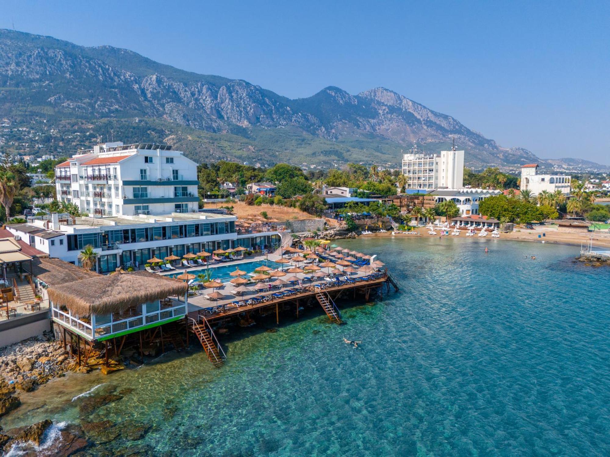 Manolya Hotel Lapithos (Northern Cyprus)