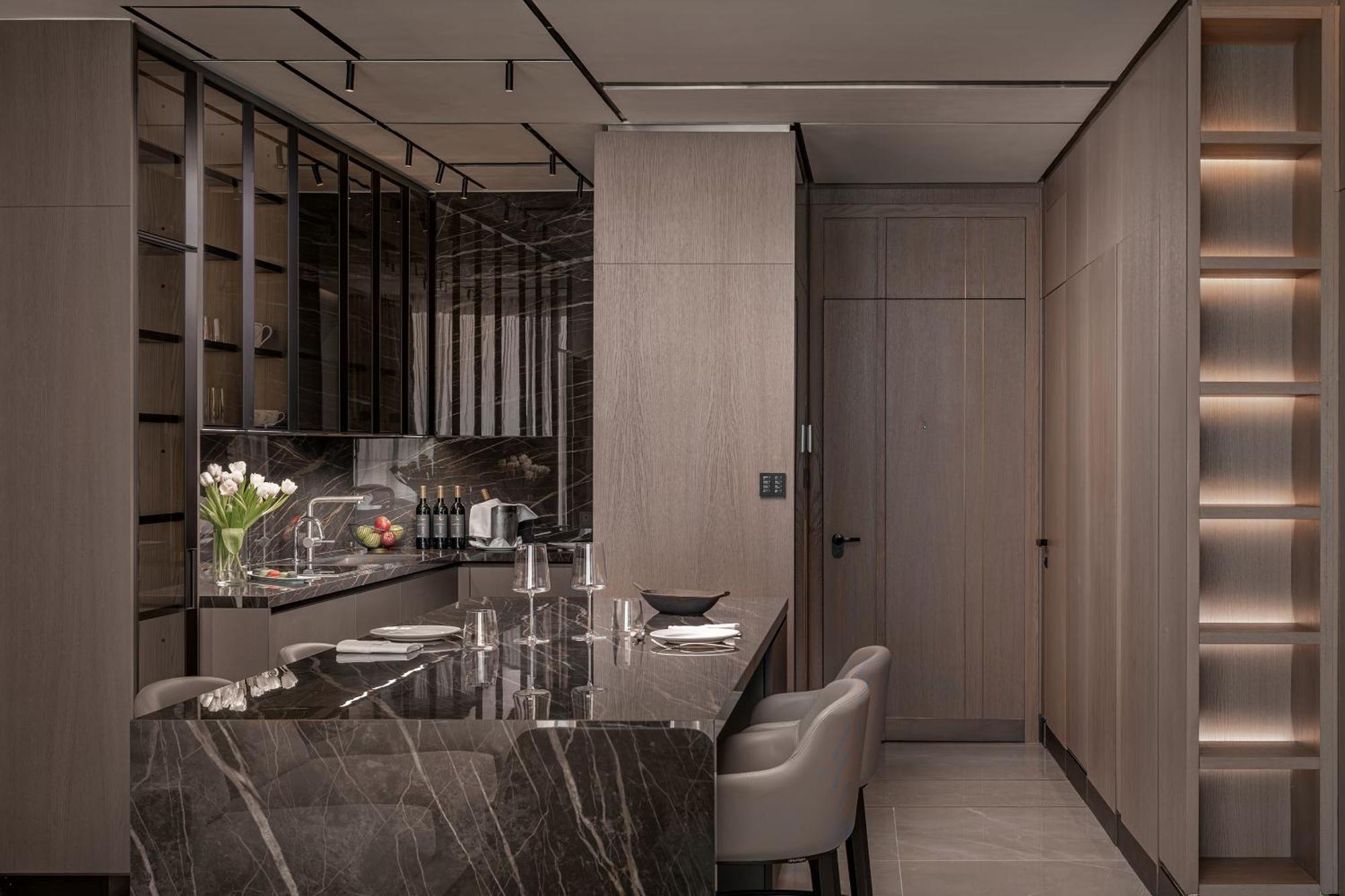 Aparthotel Amathus Residences *