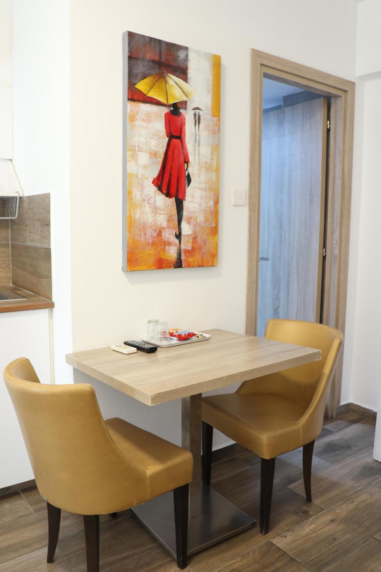 Aparthotel Layiotis Larnaca