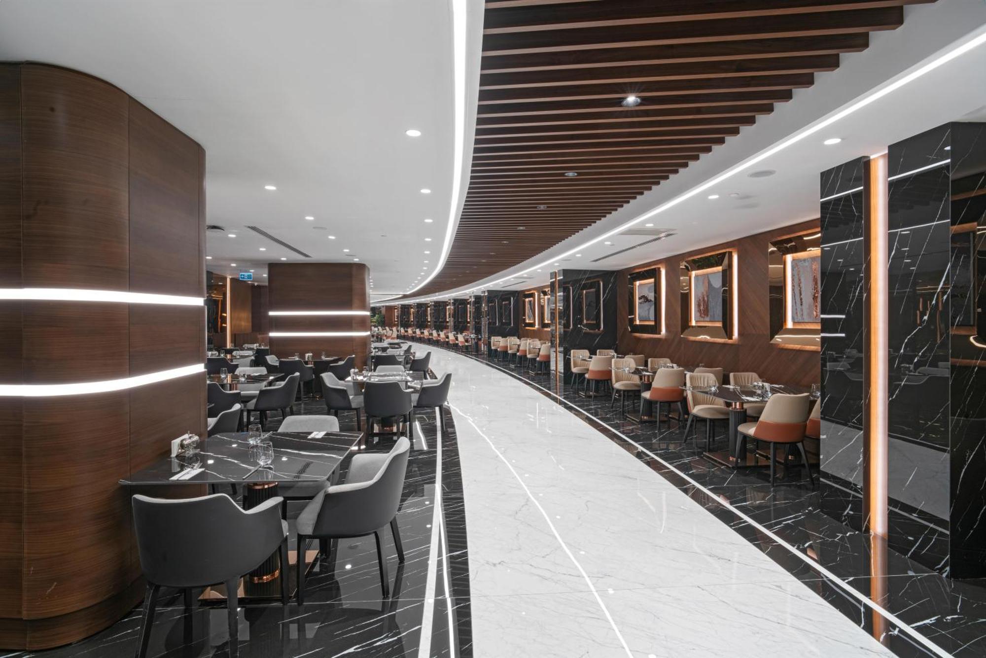 Grand Sapphire & Casino 5*