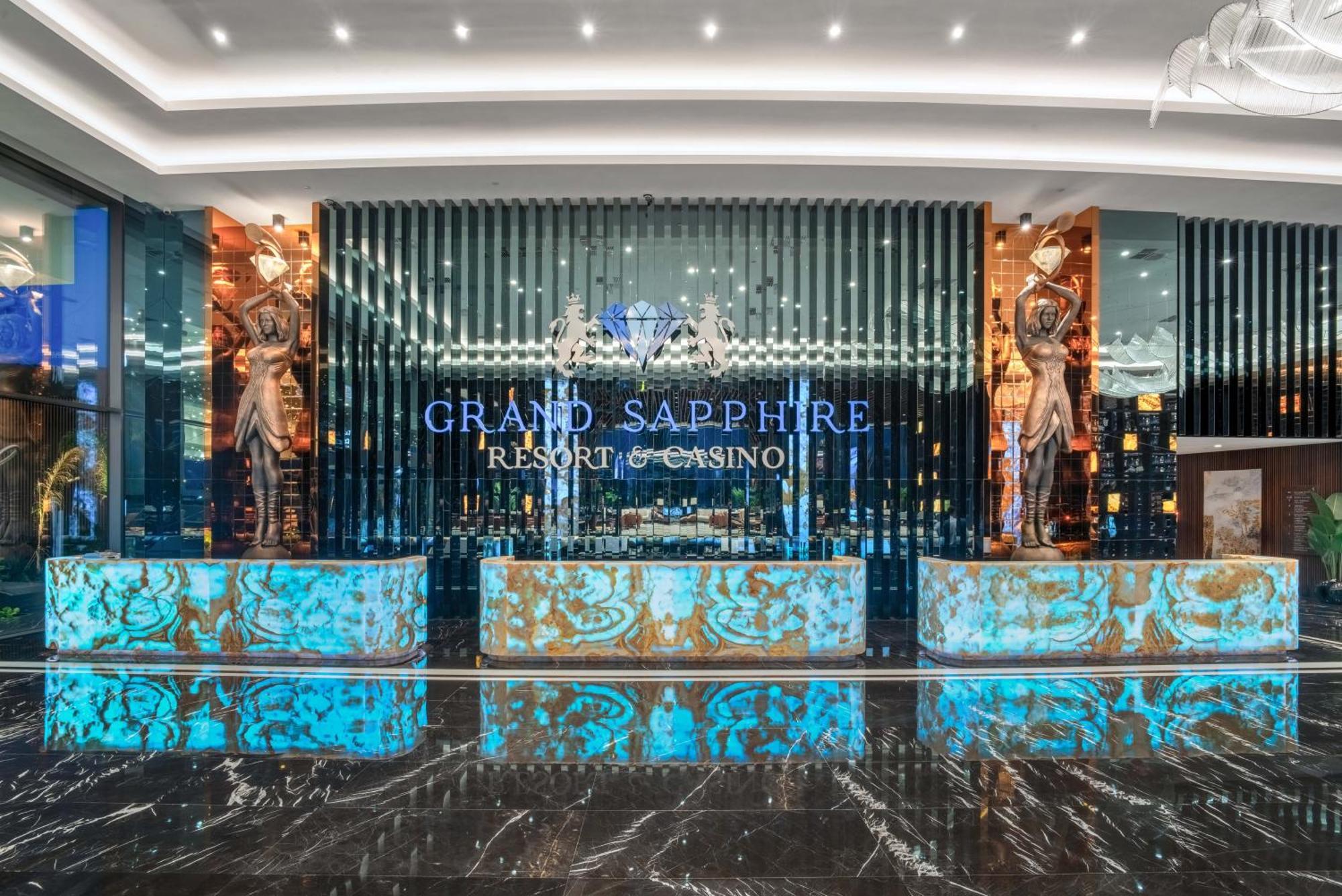 Grand Sapphire & Casino Hotel Trikomo