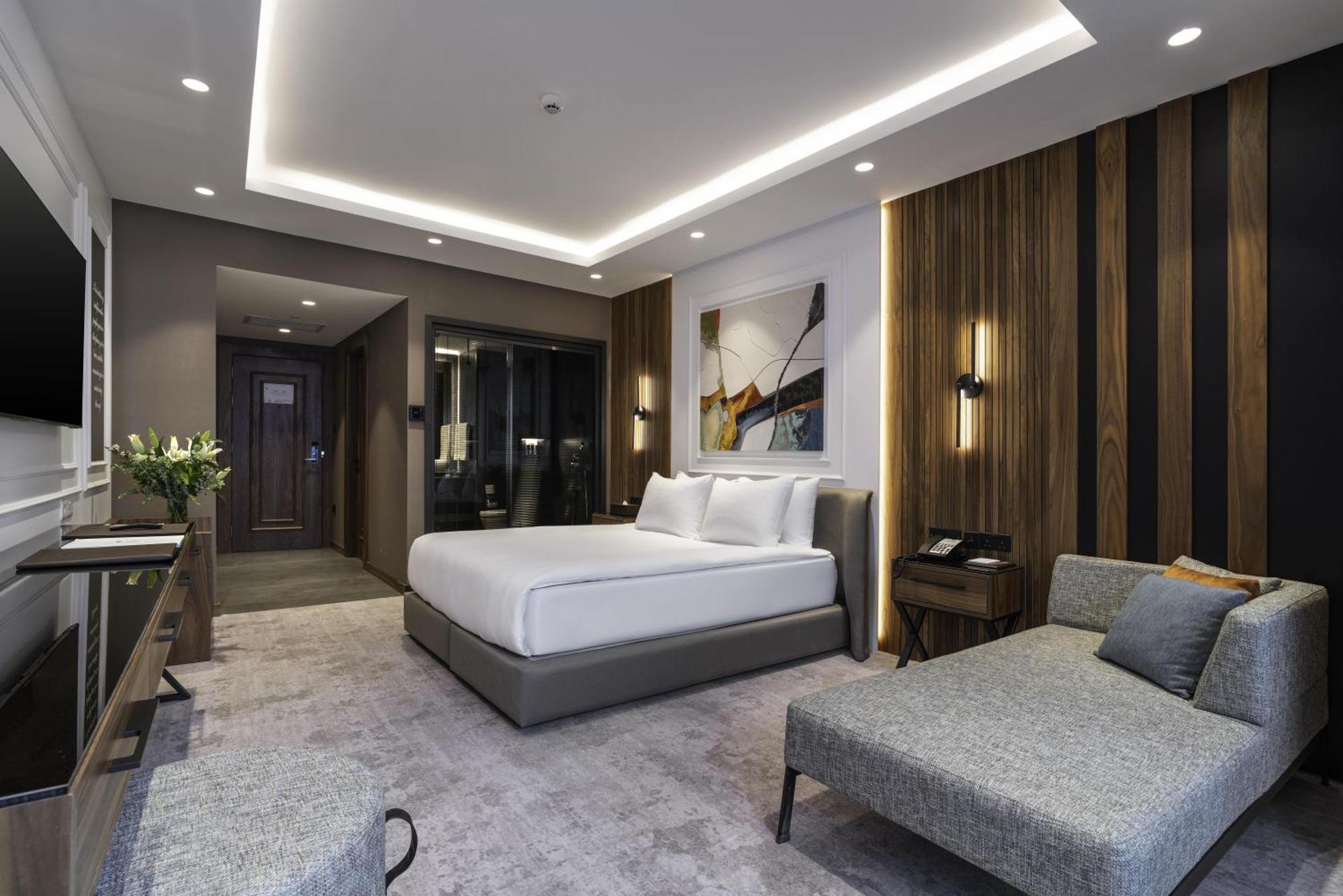 Grand Sapphire & Casino Hotel Trikomo