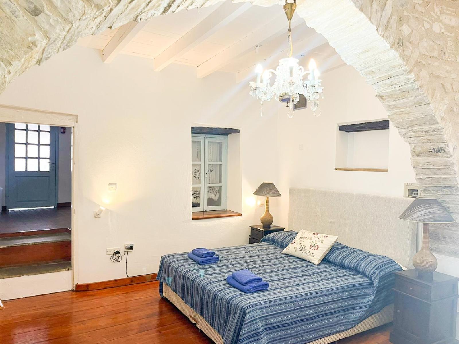 Country house Square - With Pool 3 Minutes Walk