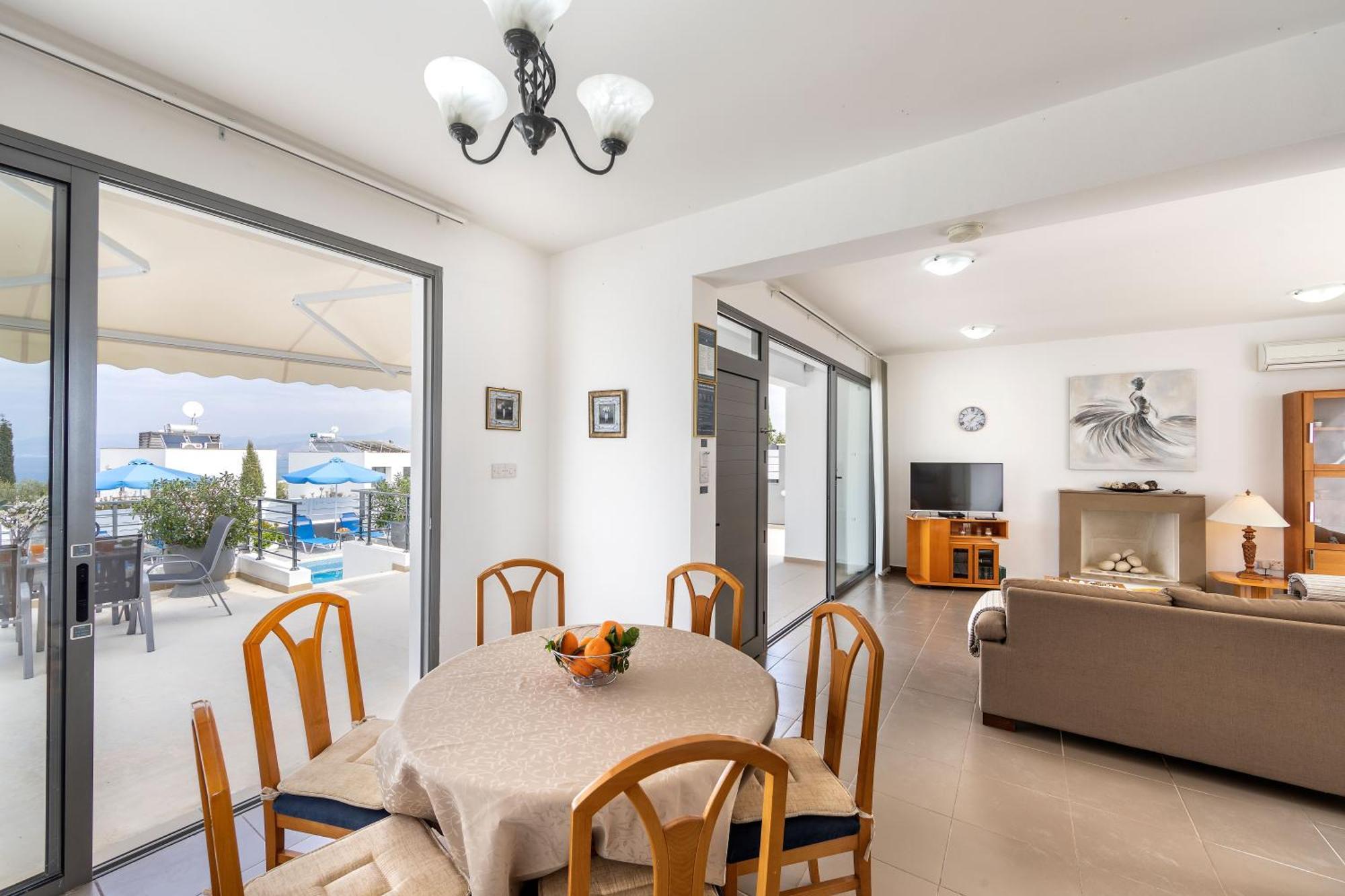Villa Lenia's Sea View *