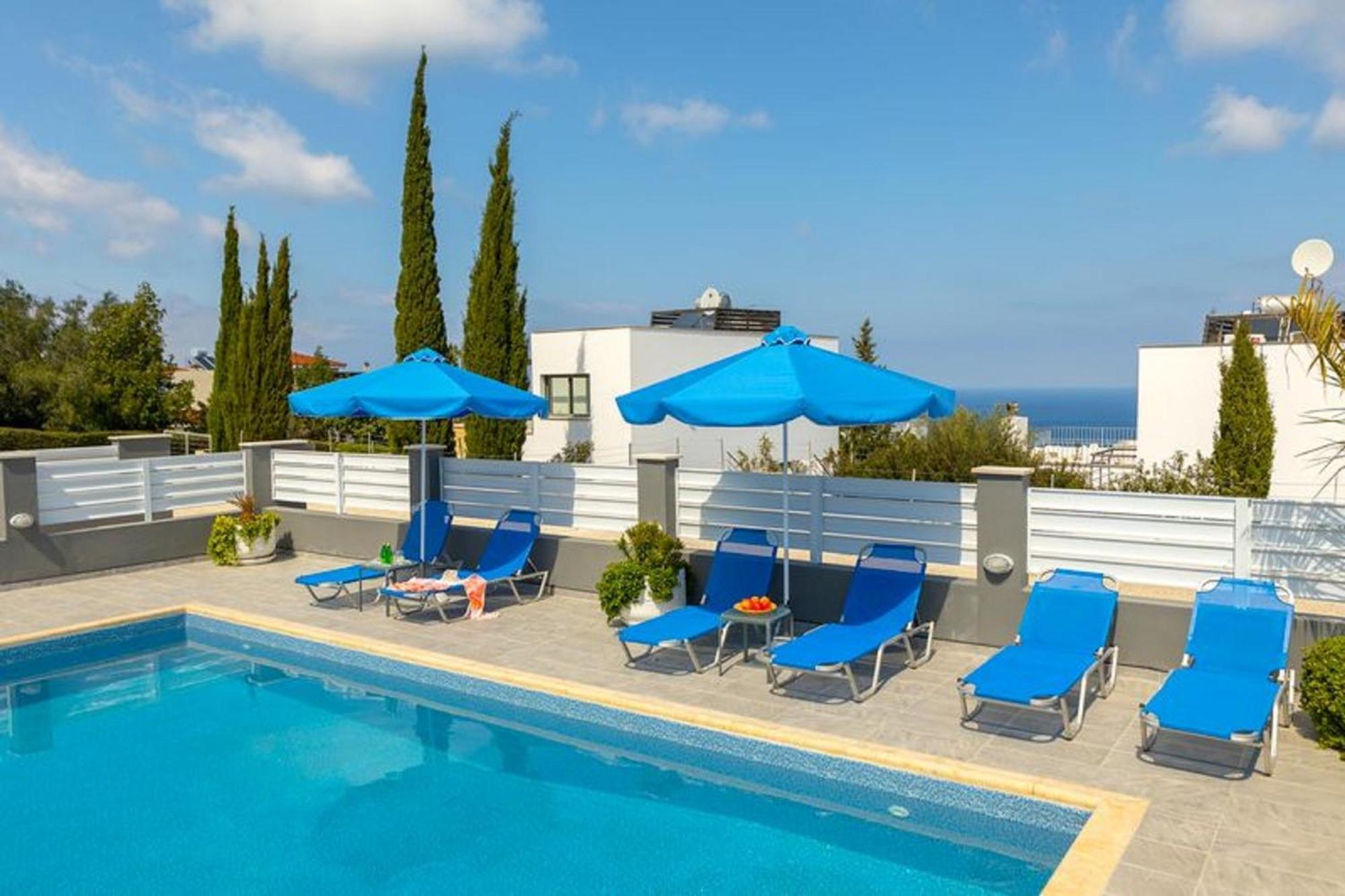 Lenia's Sea View Villa
