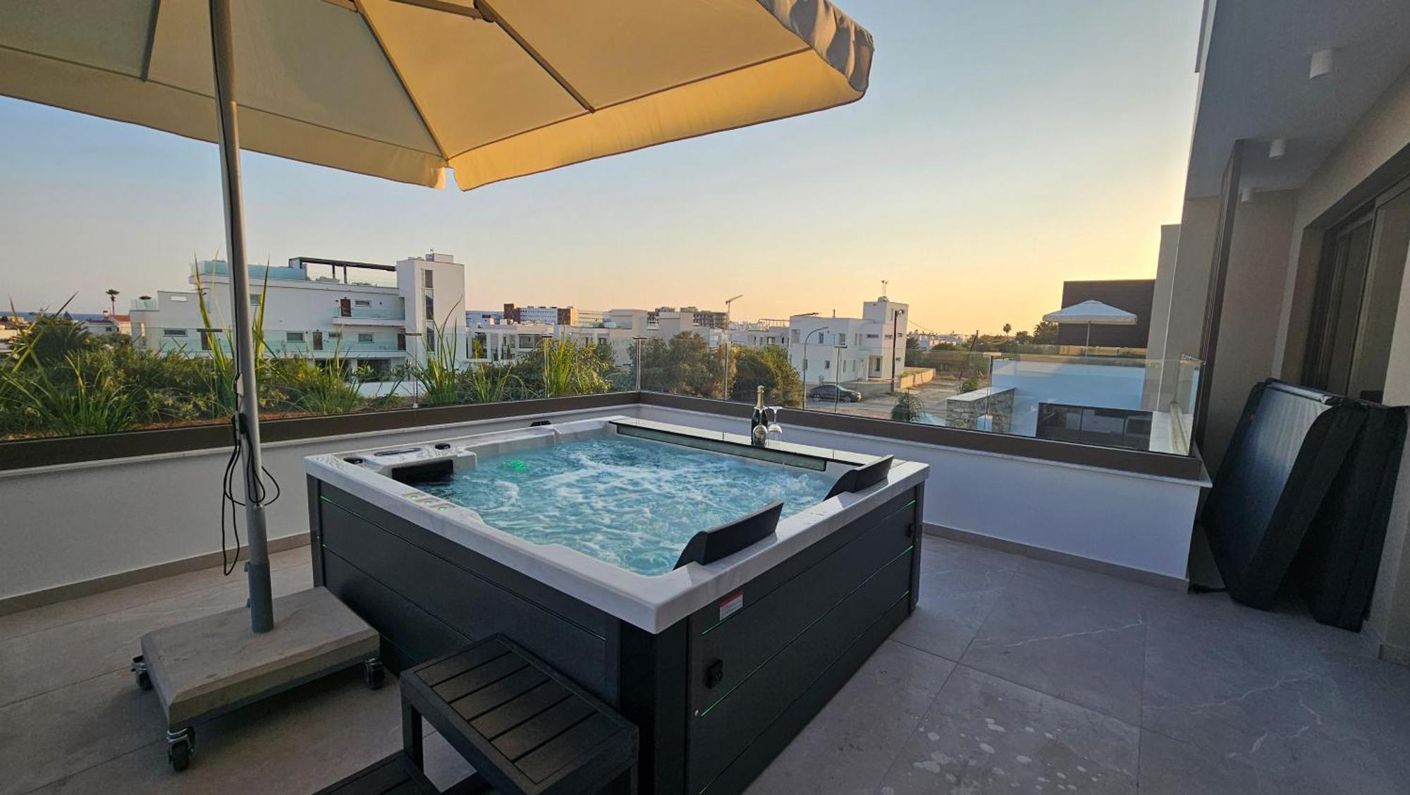 Oasis Luxury