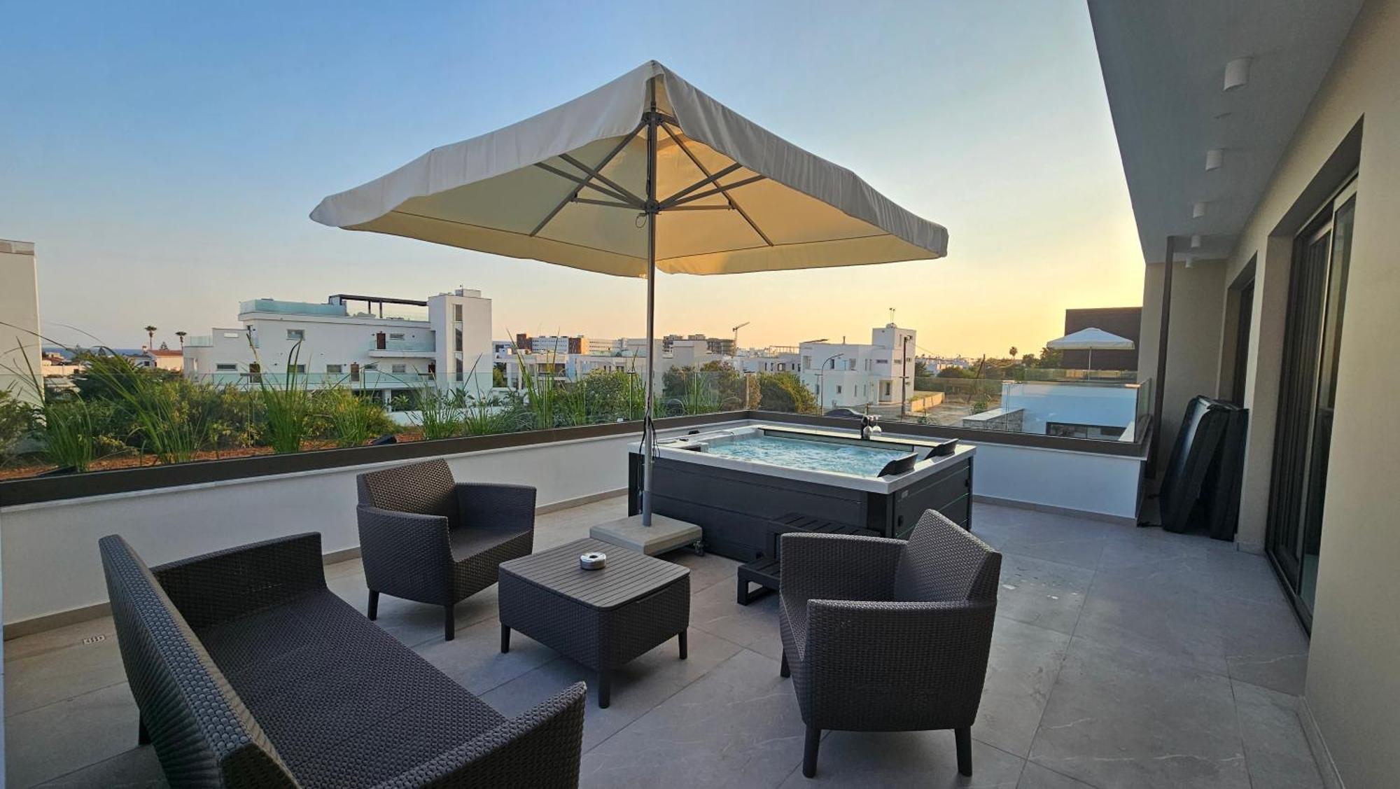 Oasis Luxury Villa *