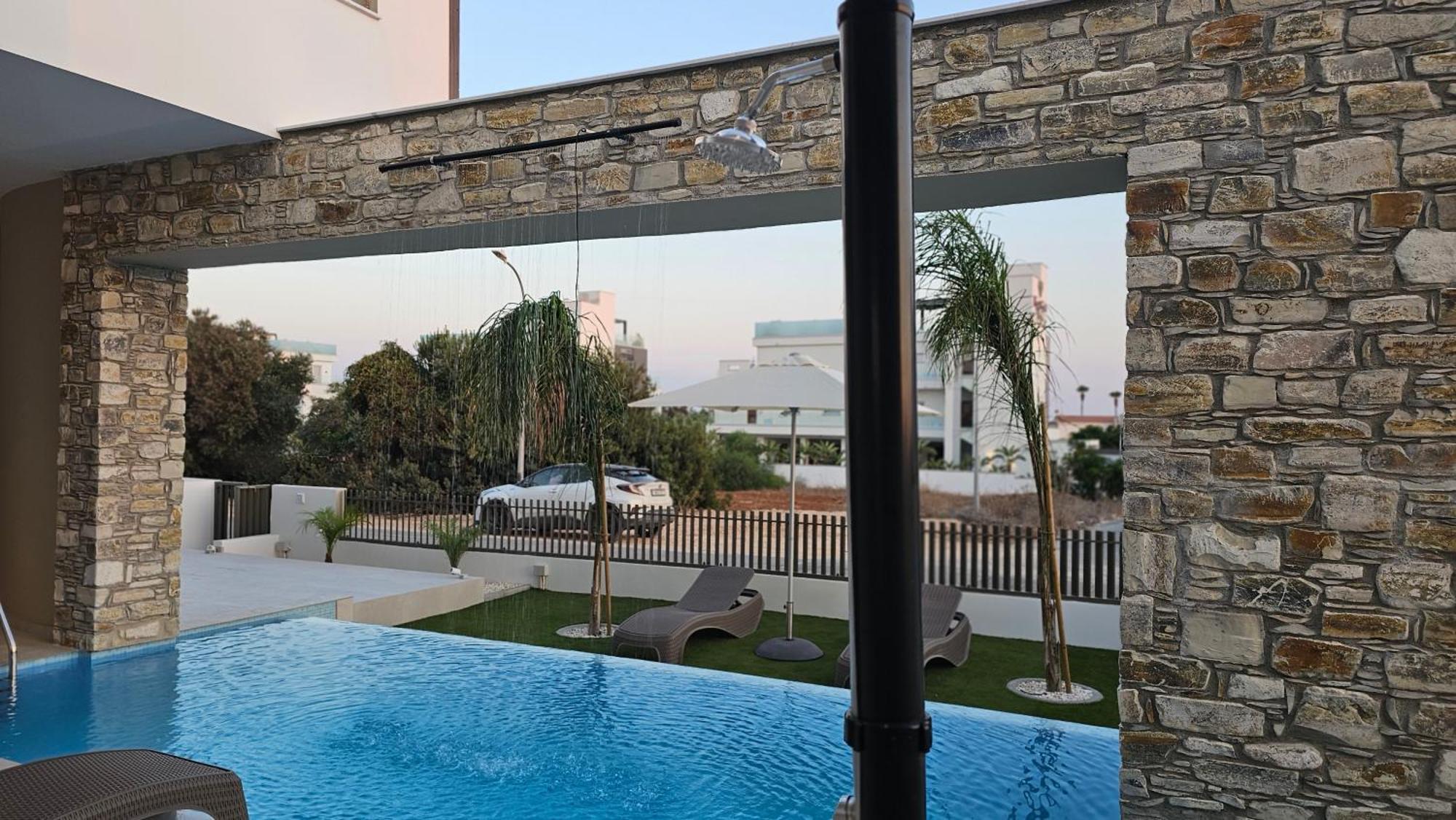 Oasis Luxury * Ayia Napa