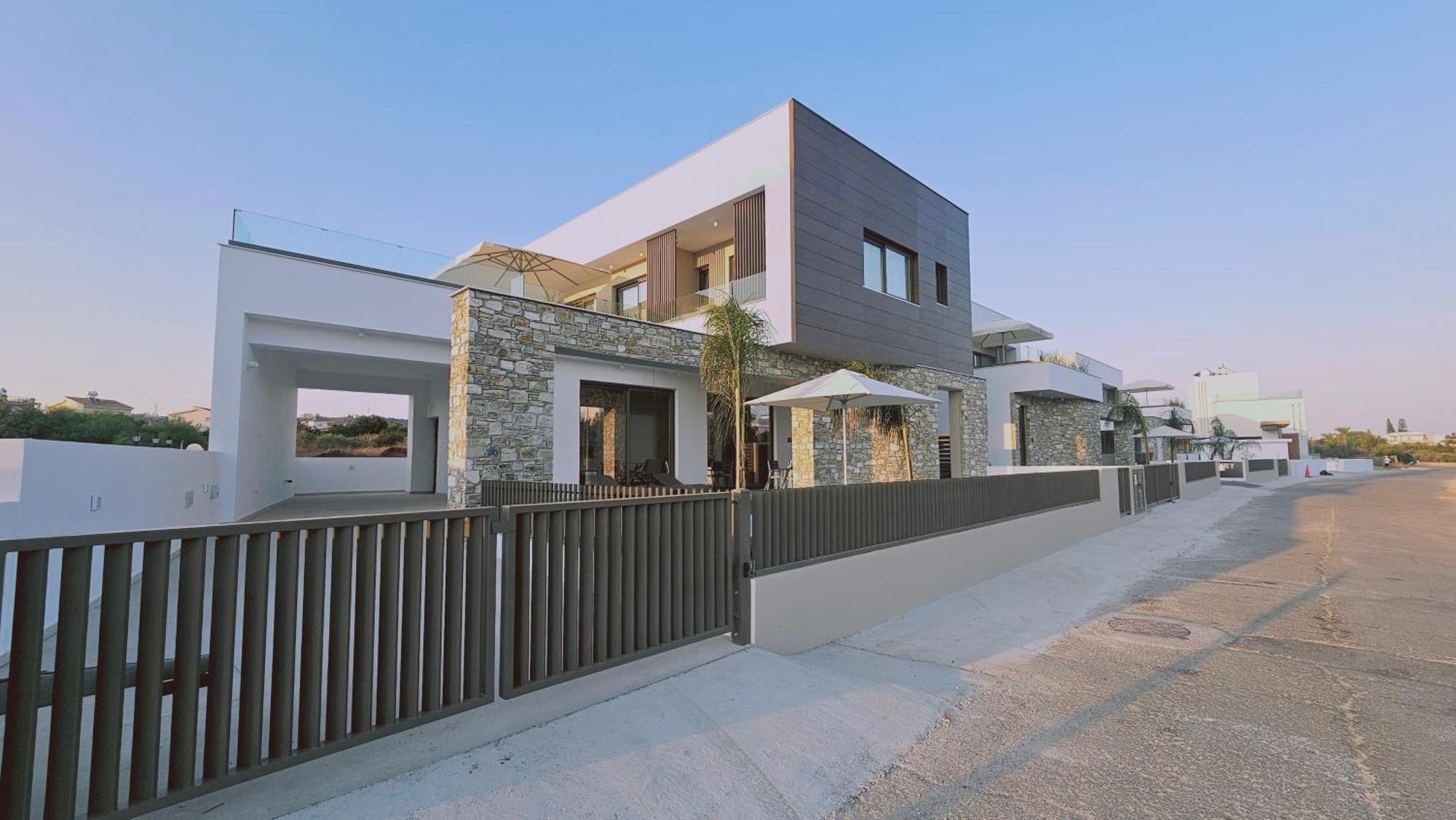 Oasis Luxury *