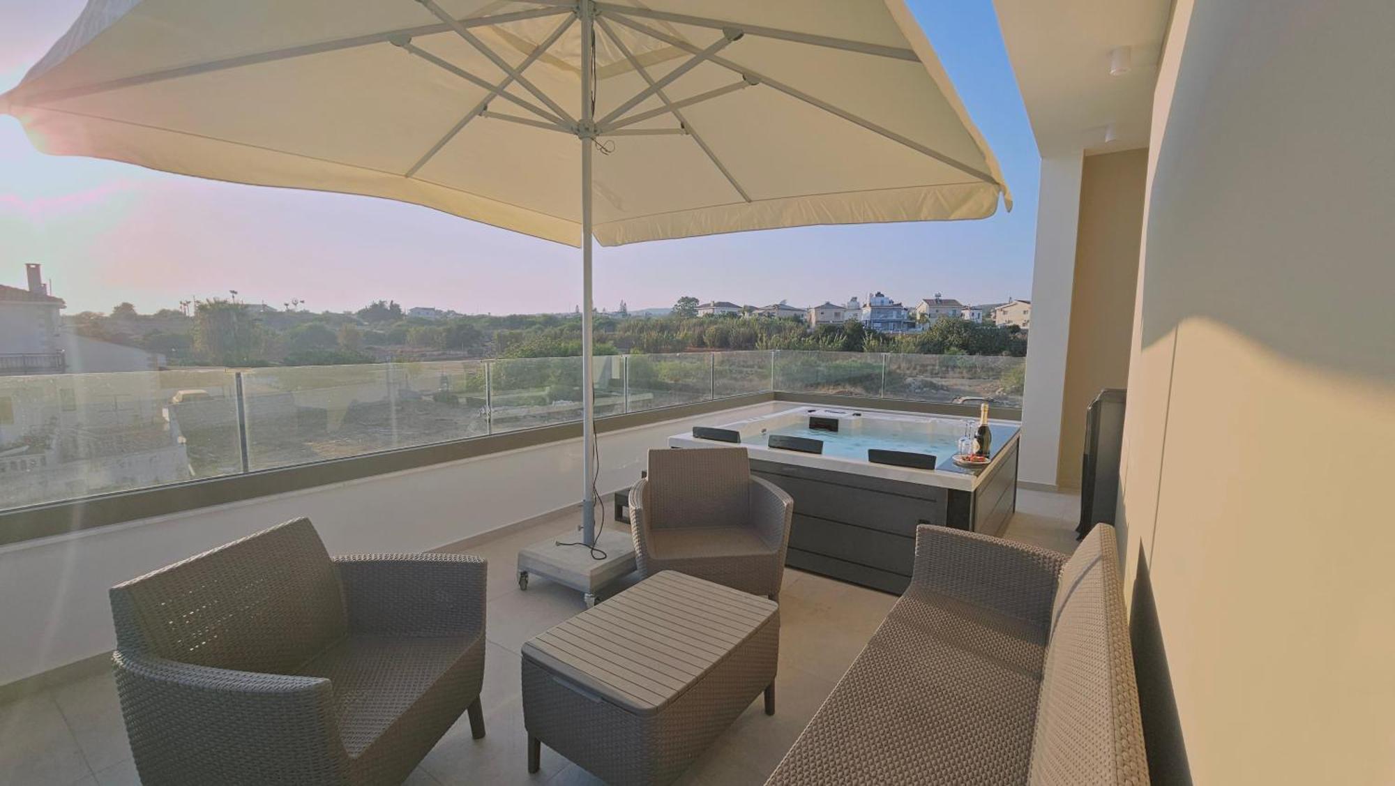 Oasis Luxury *