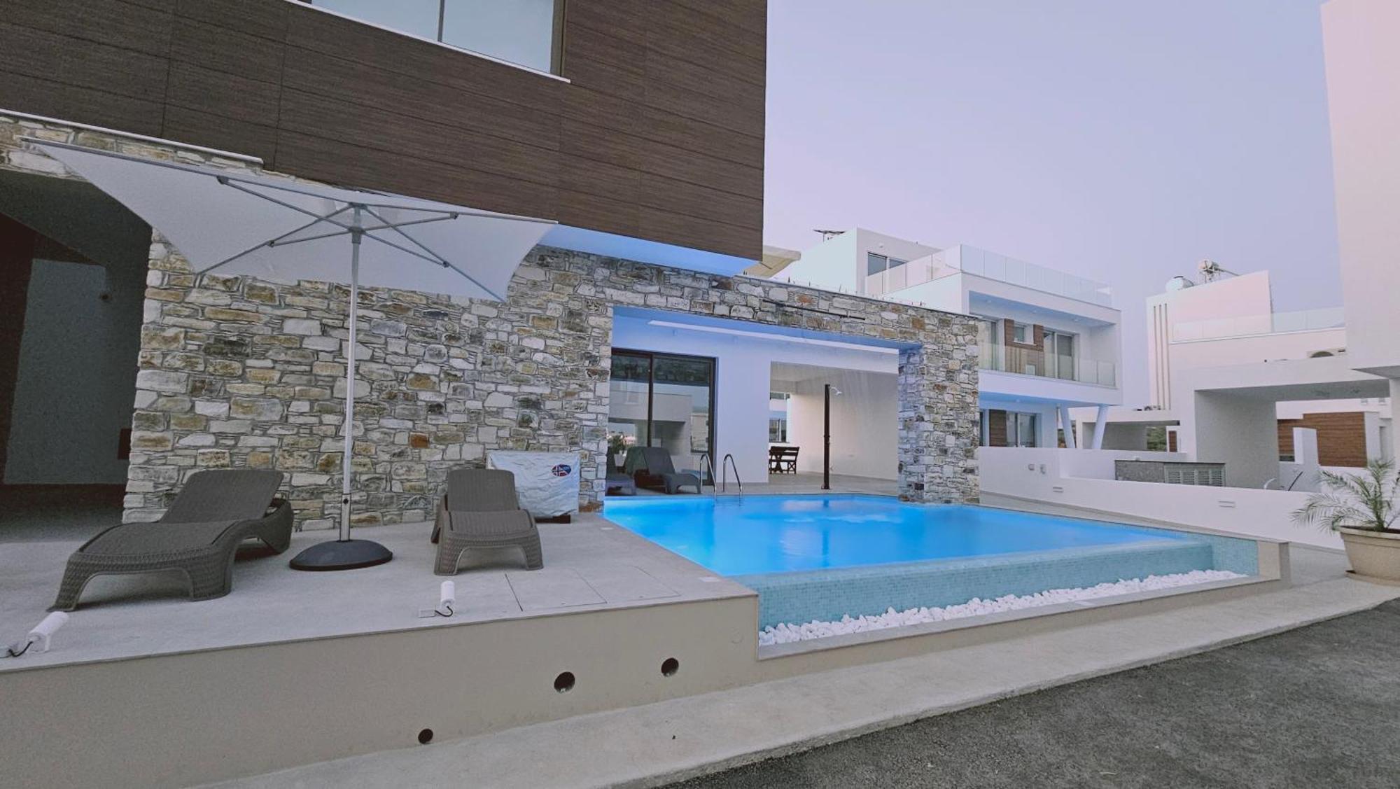 Oasis Luxury Ayia Napa