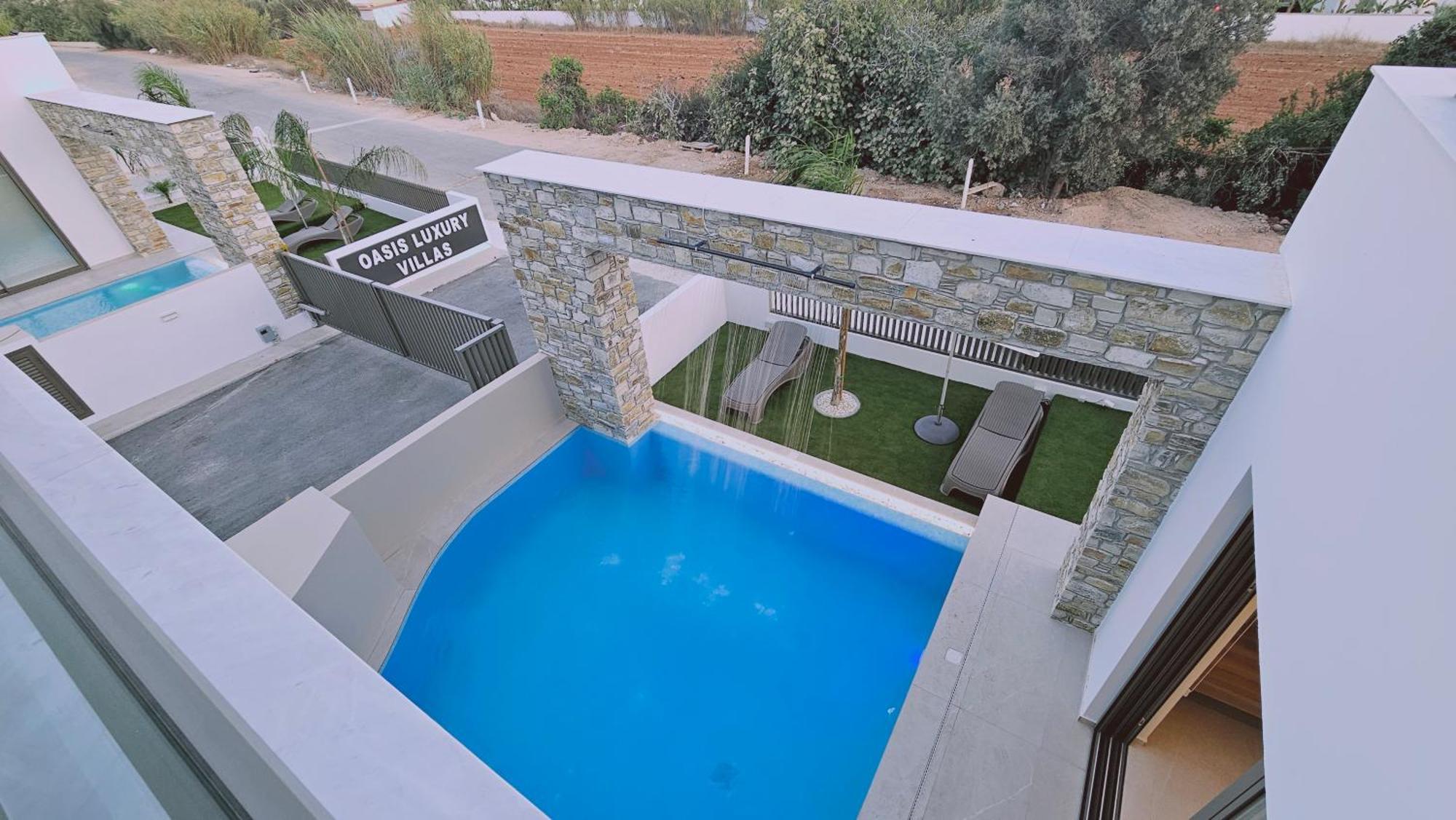 Oasis Luxury