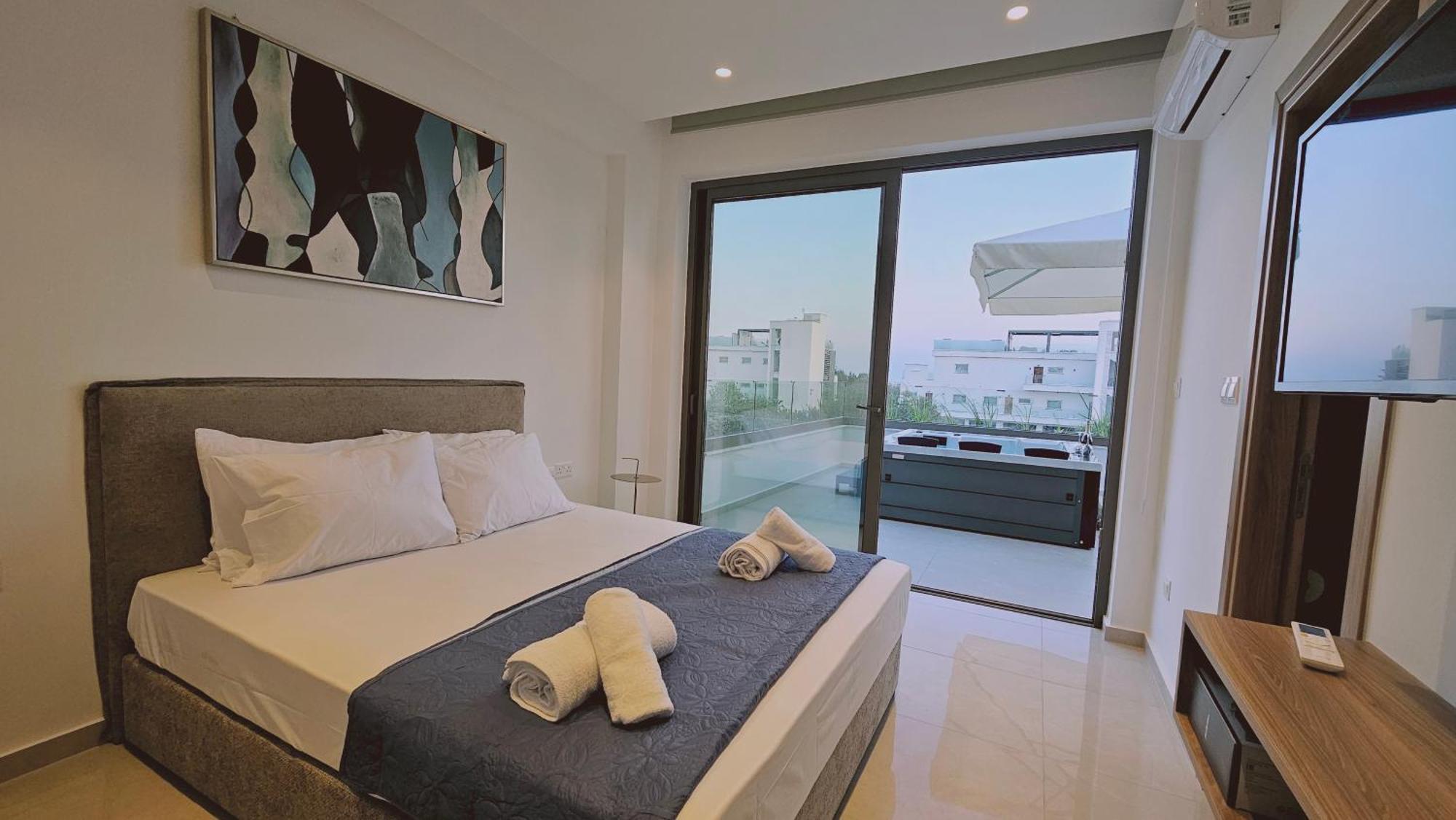 Oasis Luxury Villa *