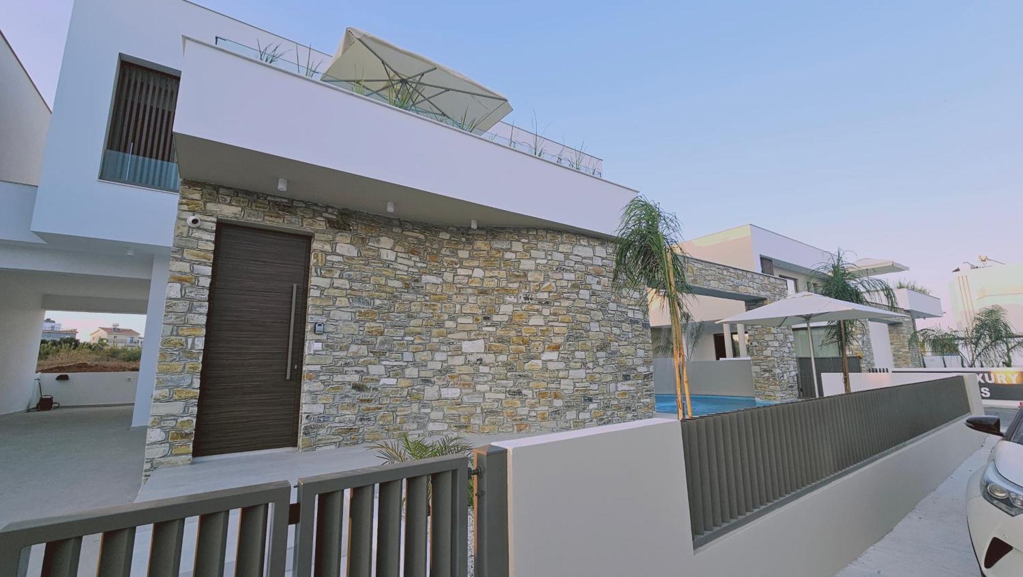 Oasis Luxury Villa Ayia Napa