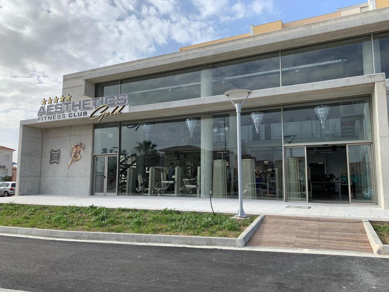 Elysia рark Luxury Apartamento