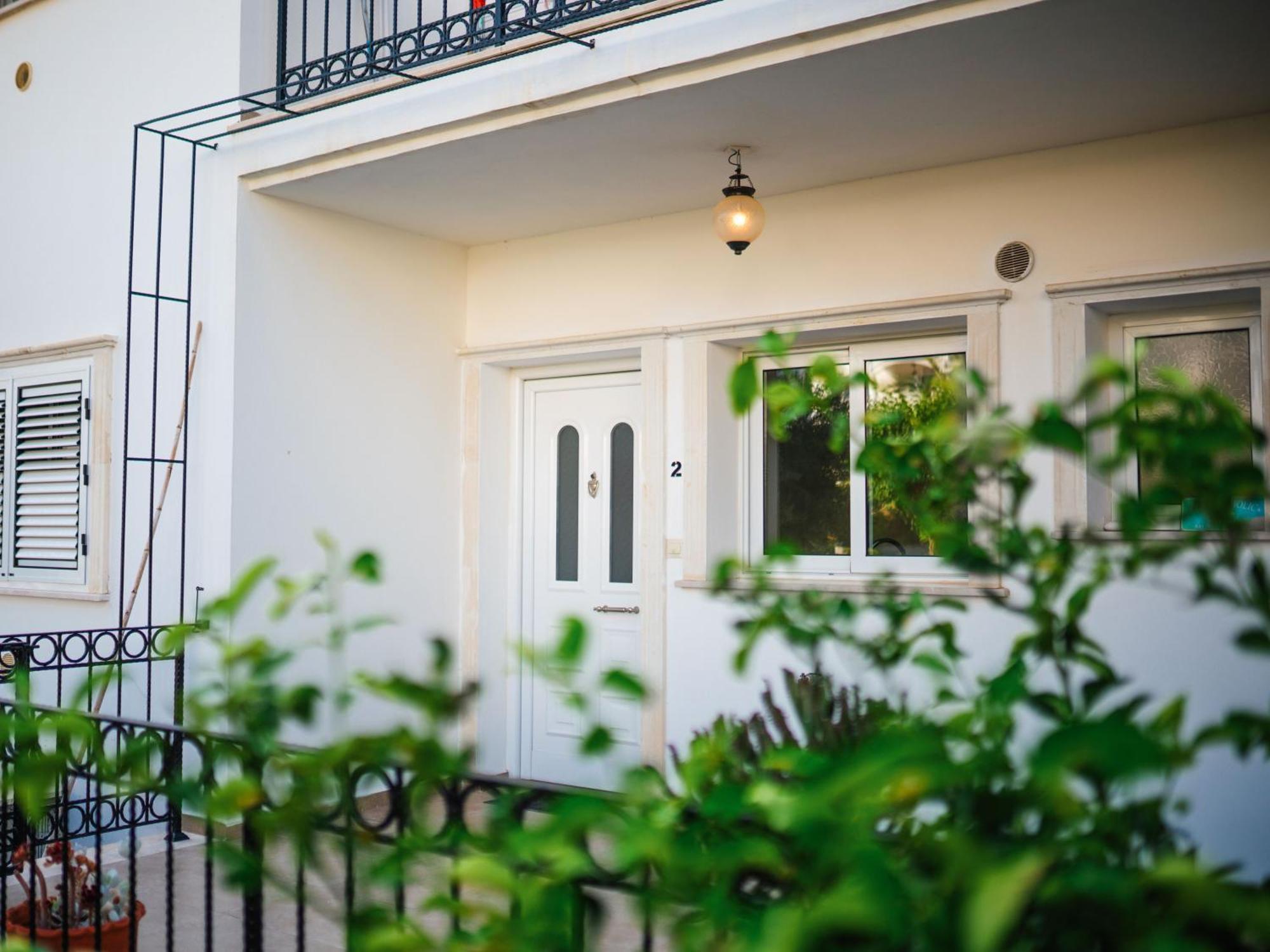Apartment Sunny And Family Friendly Directly At The Pool *