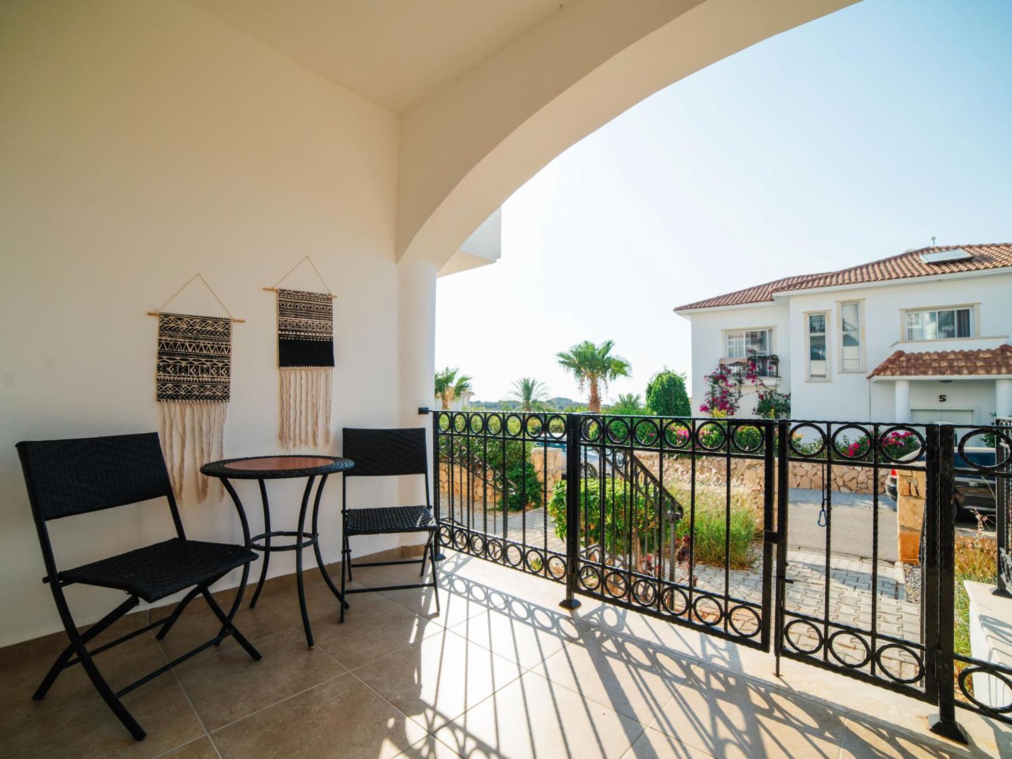Apartment Sunny And Family Friendly Directly At The Pool