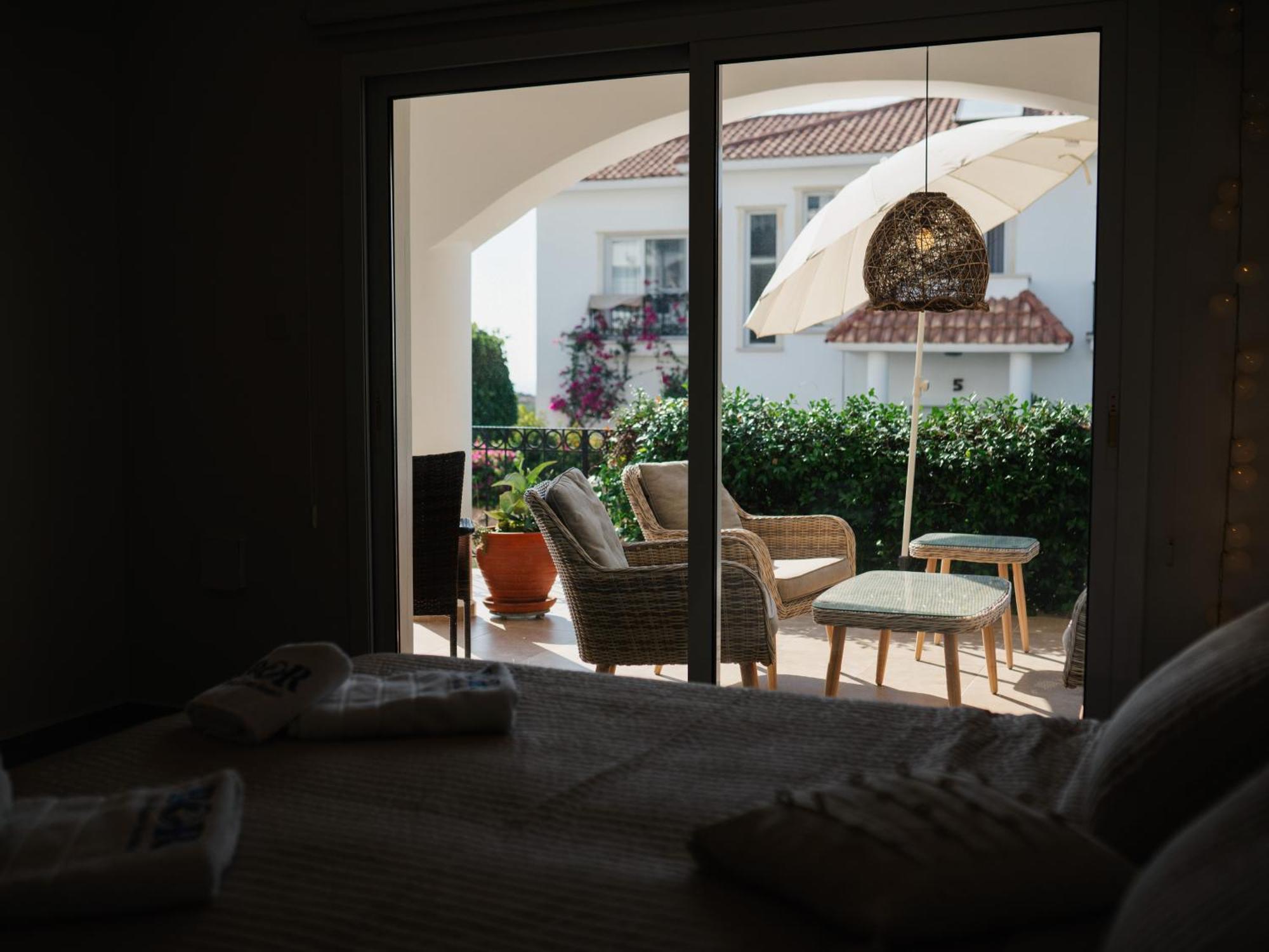 Apartment Sunny And Family Friendly Directly At The Pool *