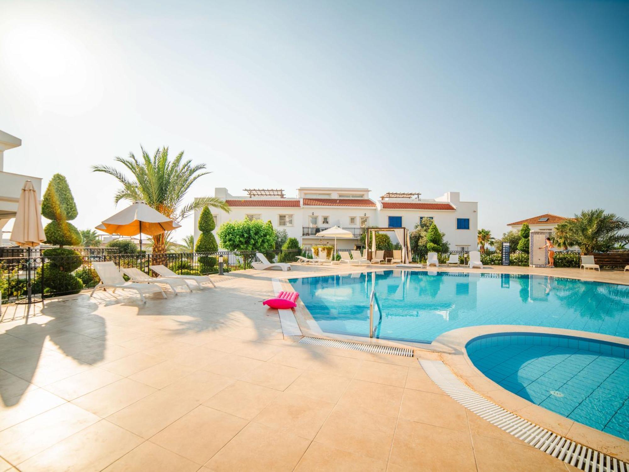 Apartment Sunny And Family Friendly Directly At The Pool