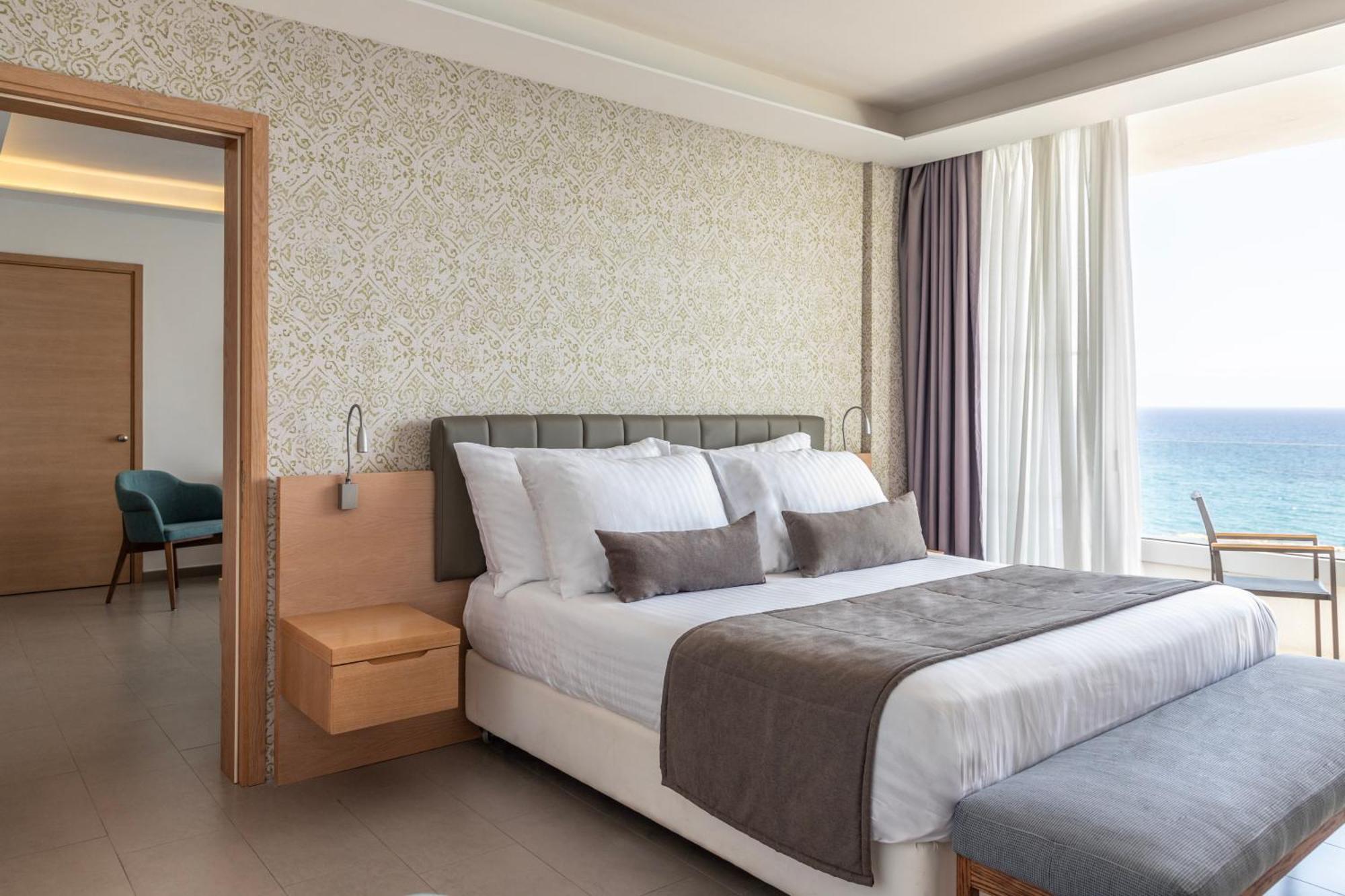 Royal Apollonia By Louis 5* Limassol