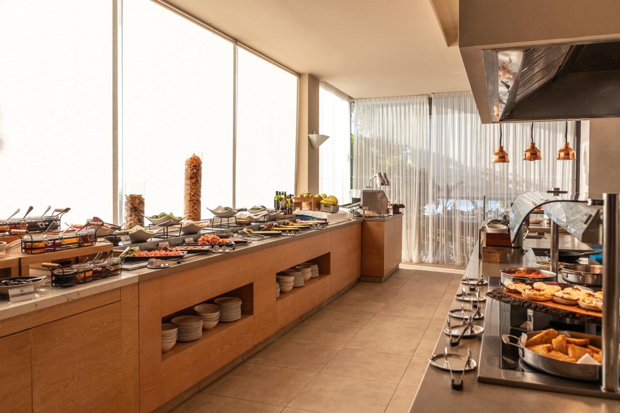 Royal Apollonia By Louis 5* Limassol