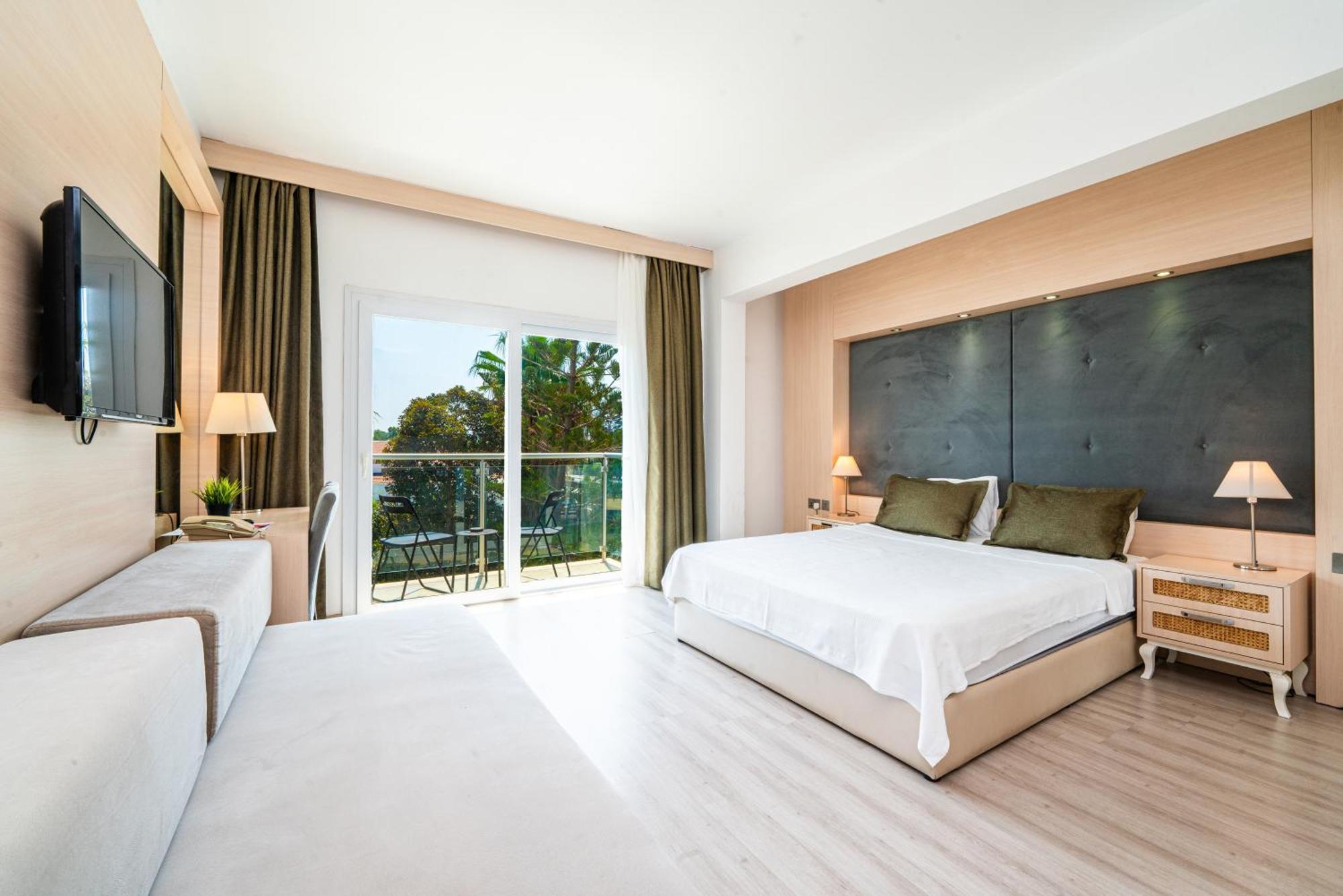 Hotel Manolya