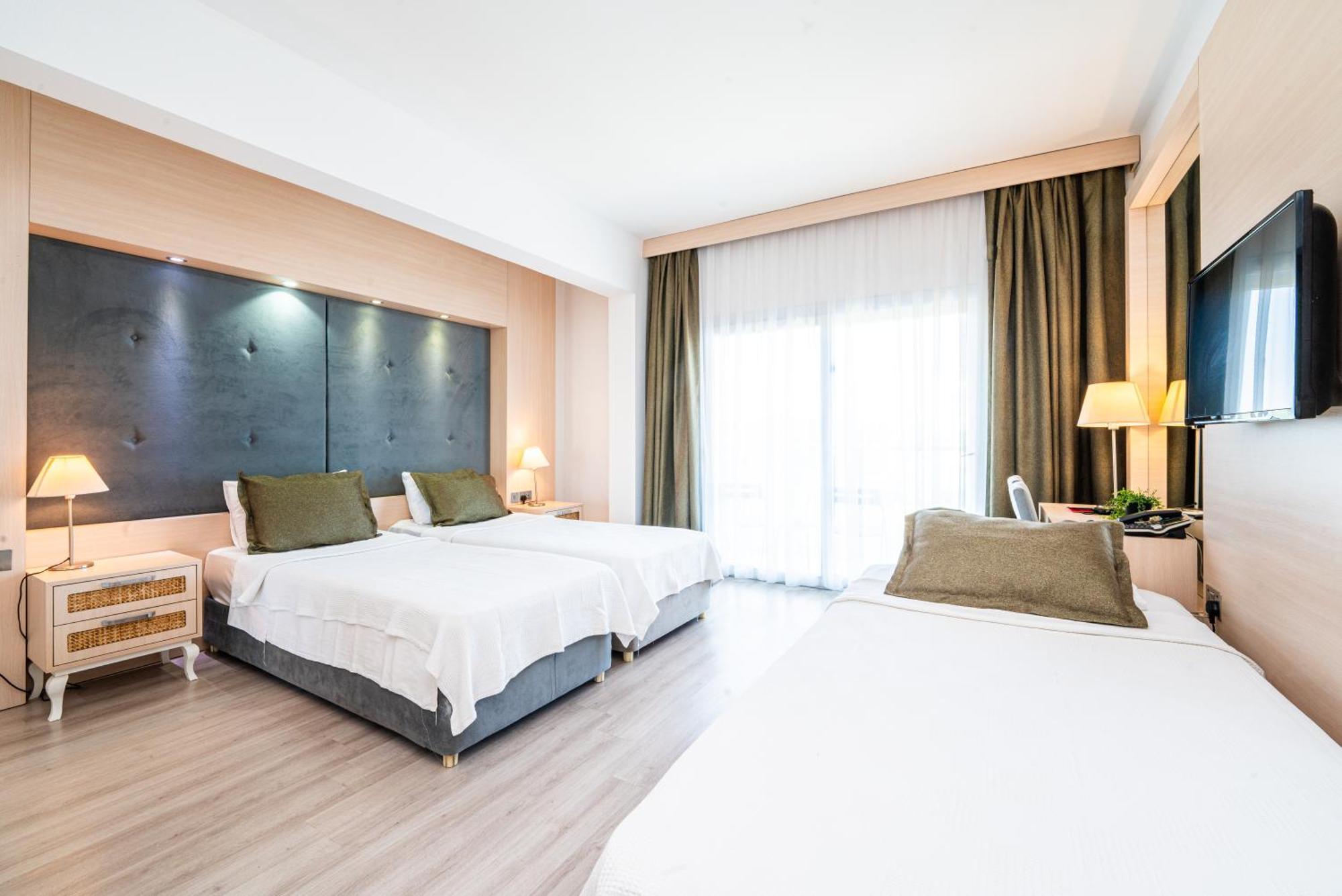 Hotel Manolya Lapithos (Northern Cyprus)