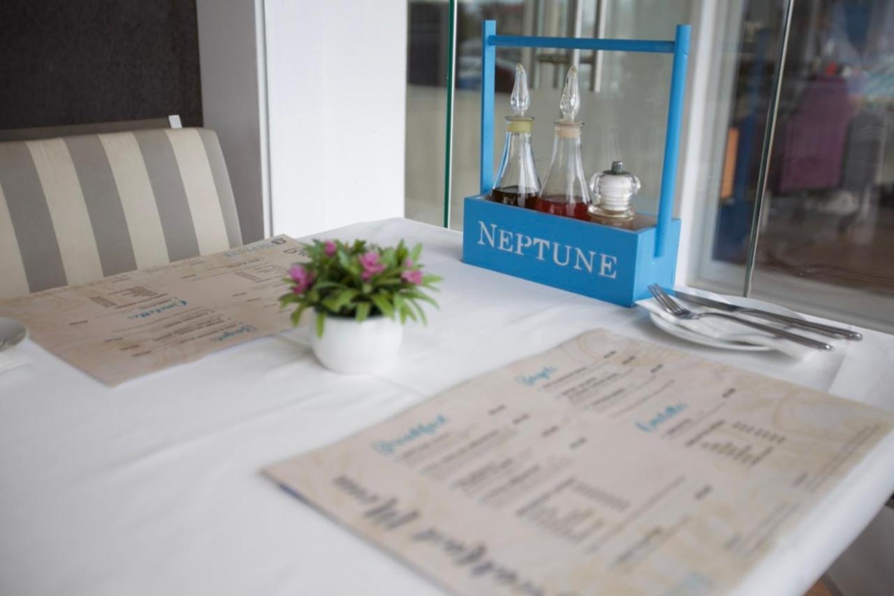Neptune Paphos Aparthotel 3*