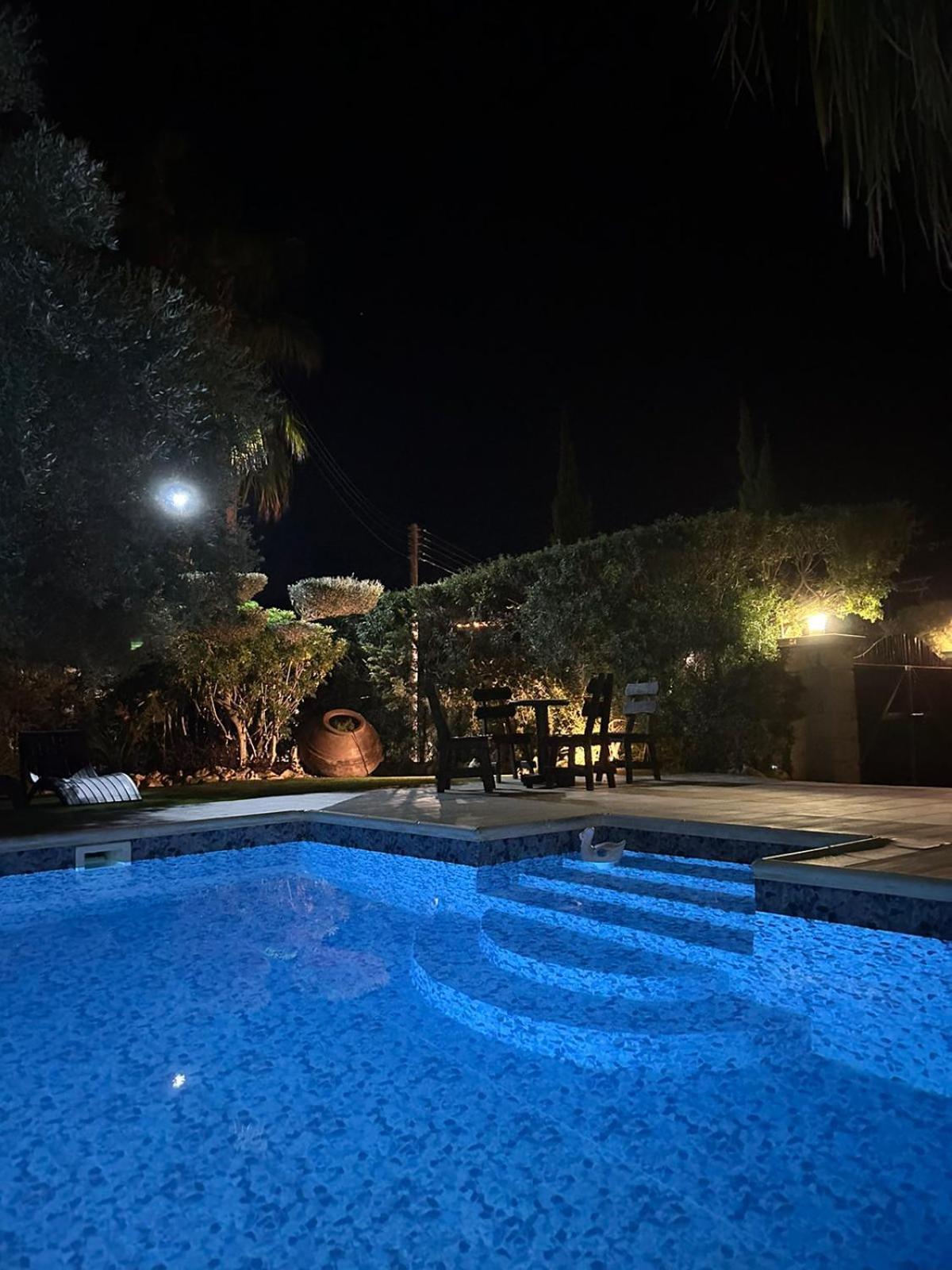 Villa Valencia Grove Miliou