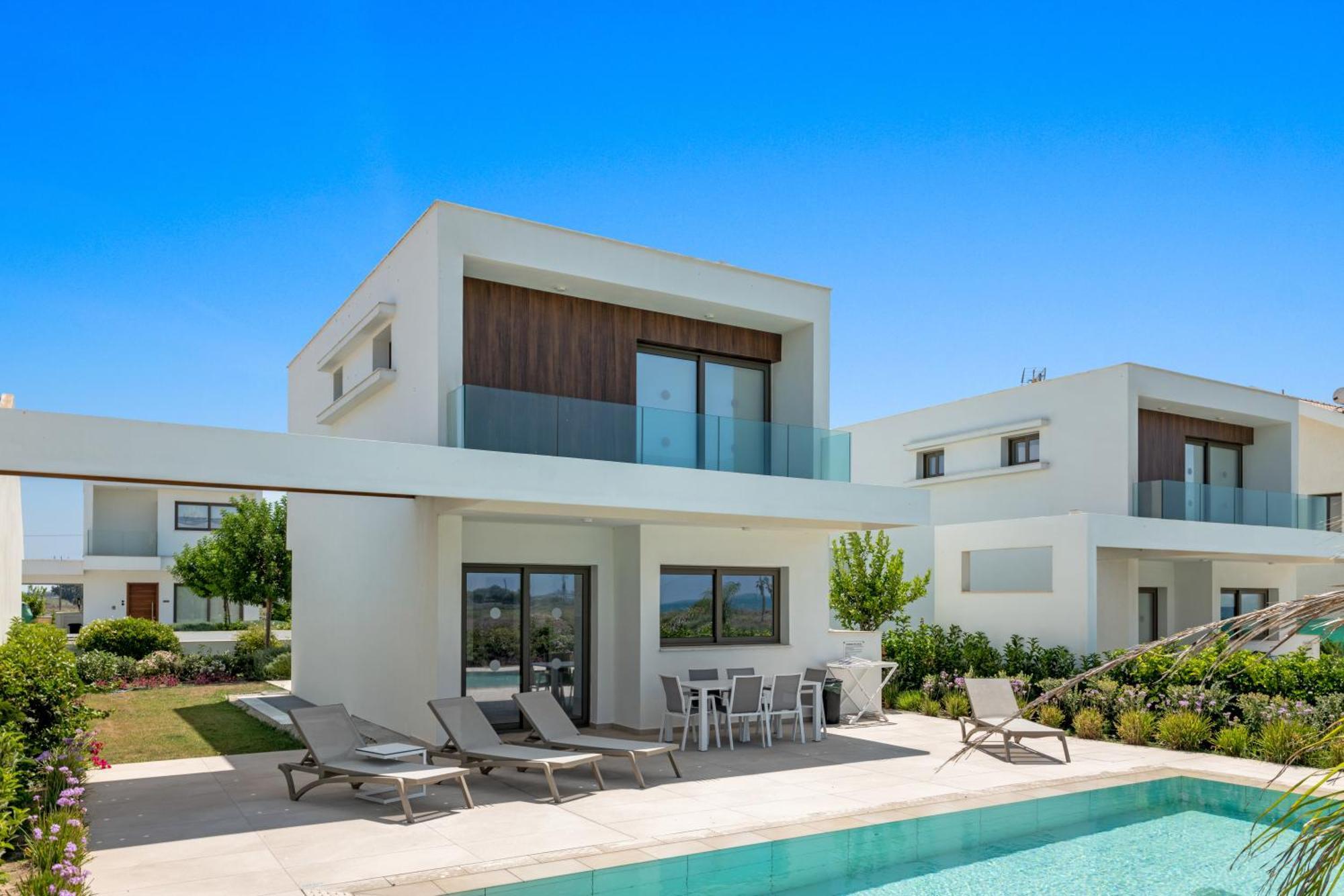 Serenity Waves 17 Villa *