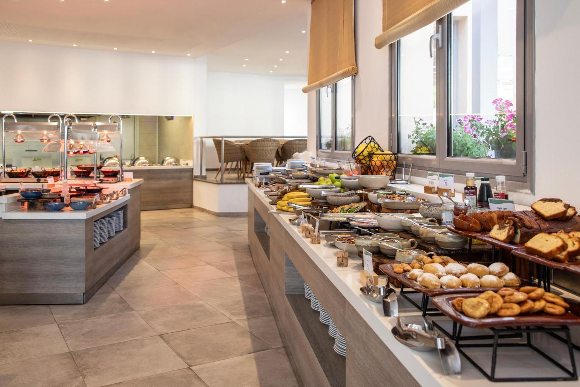 Louis St. Elias & Waterpark Hotel Protaras