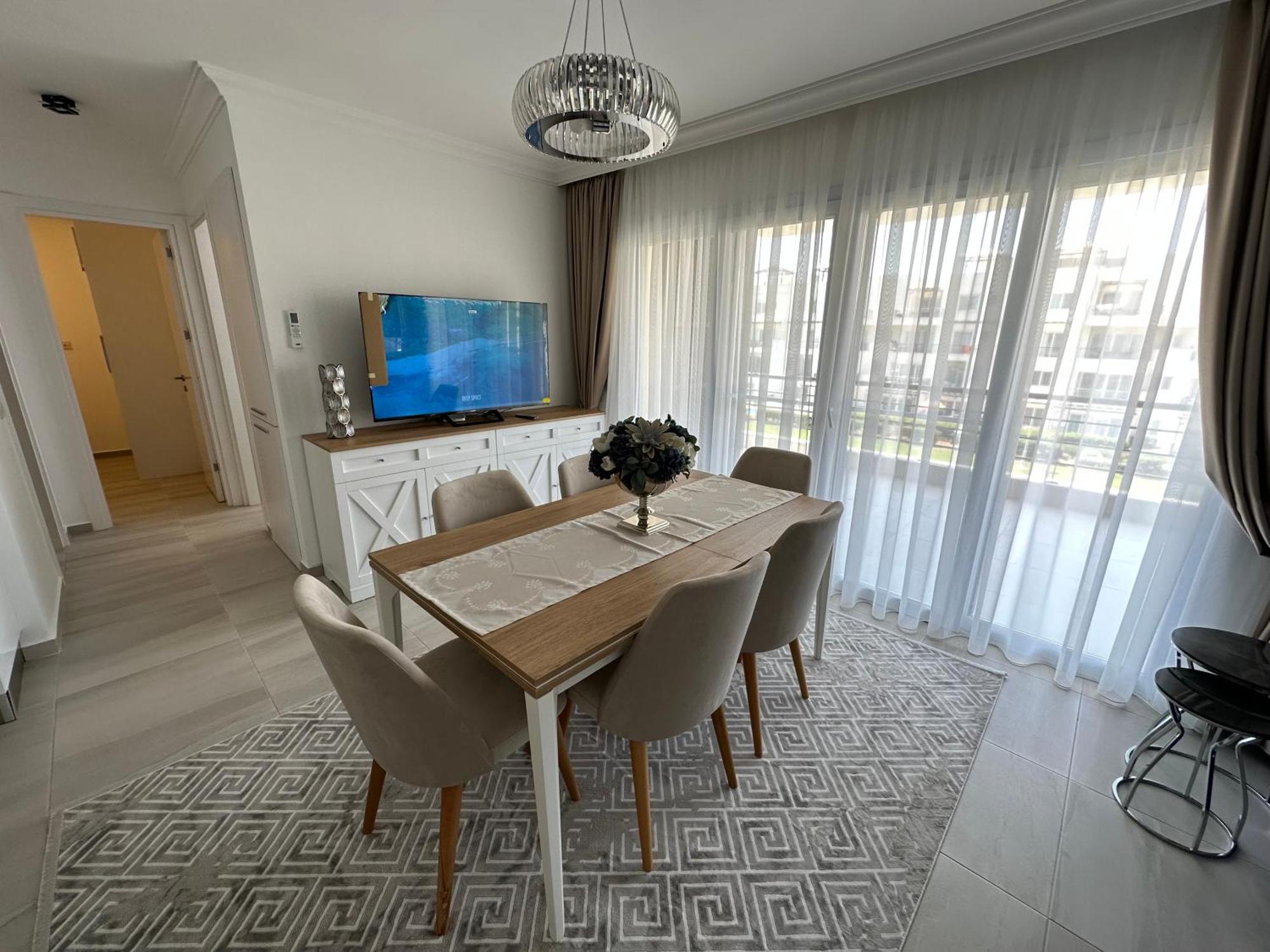 Thalassa Apartment