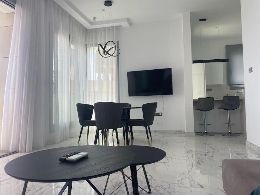 The Address -beachfront 2 Bedroom * Limassol