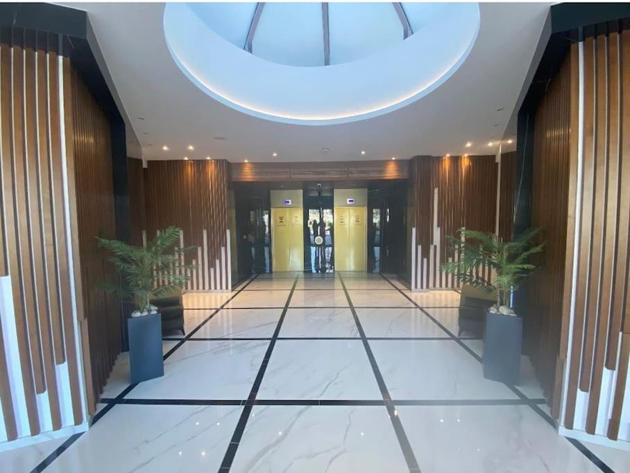 The Address -beachfront 2 Bedroom Apartment *