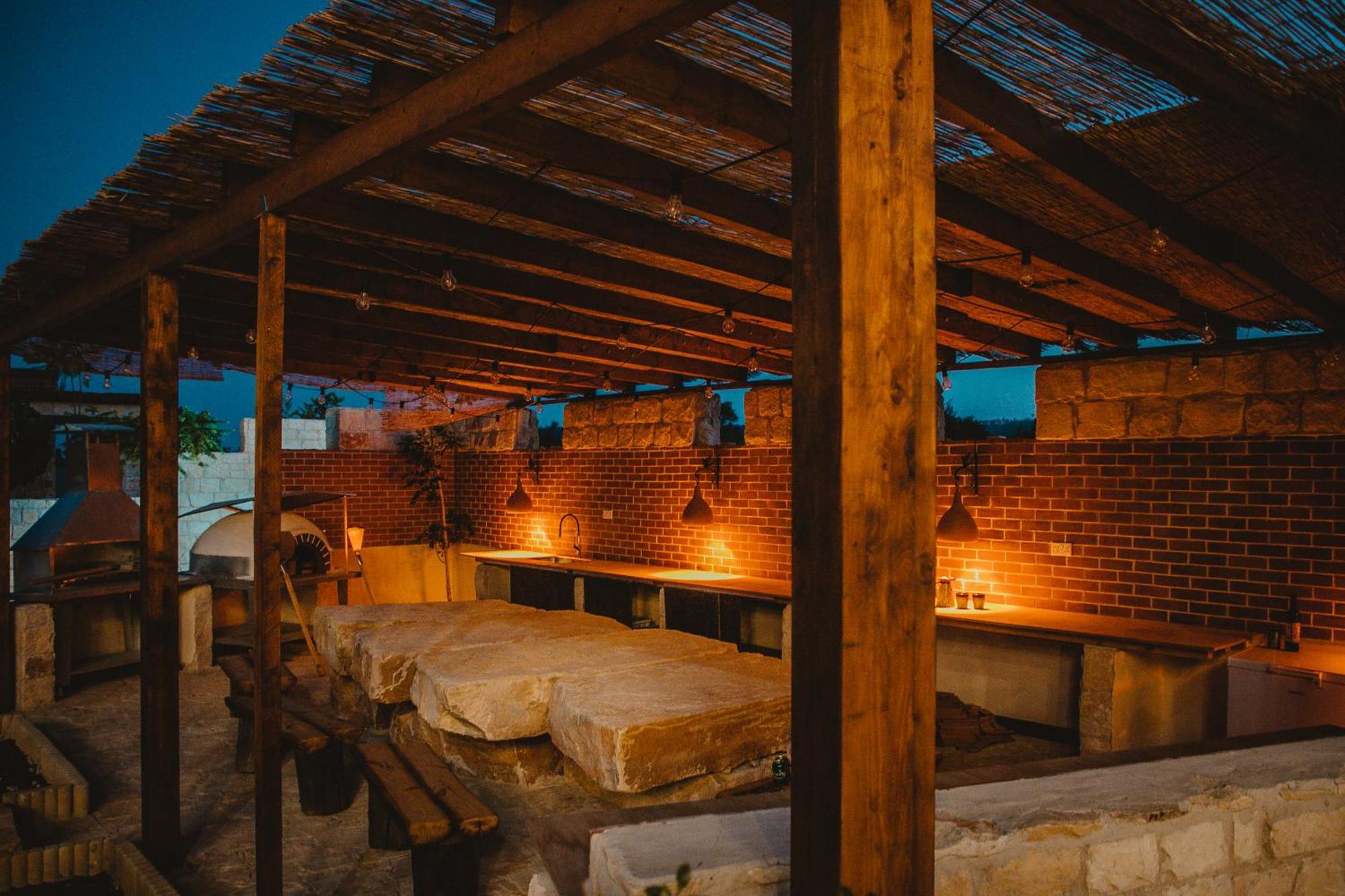 Kleos Noble Retreat - Stone-build & (adults Only) Apartment