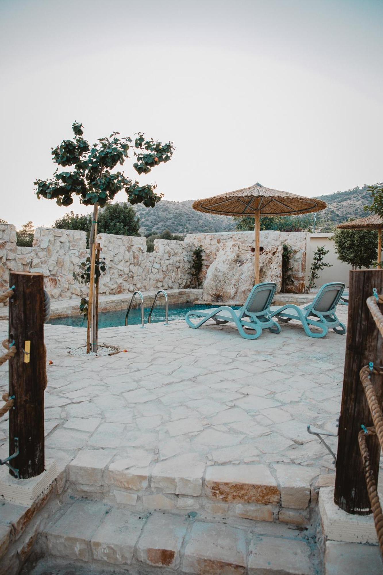 Kleos Noble Retreat - Stone-build & (adults Only) Apartment *