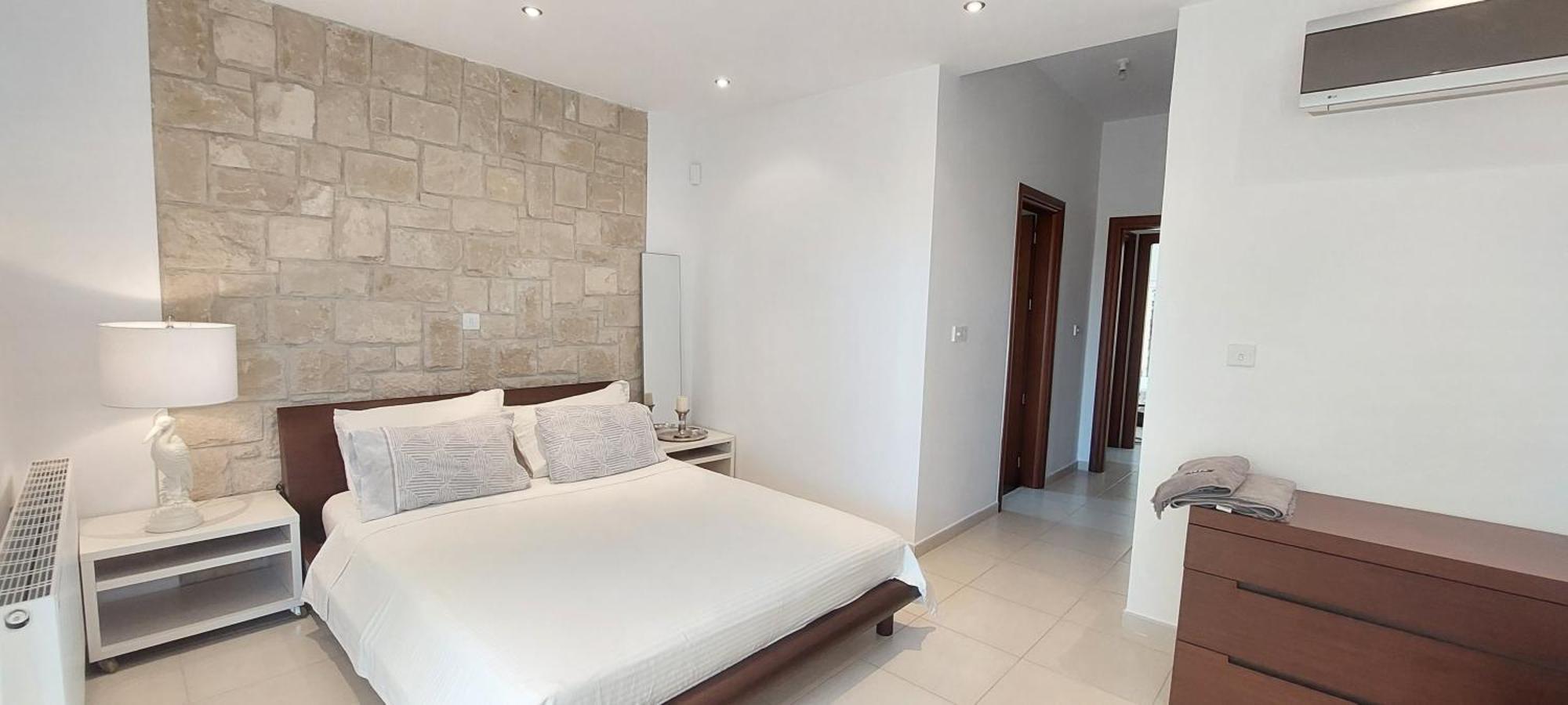 Thalassa Villa *