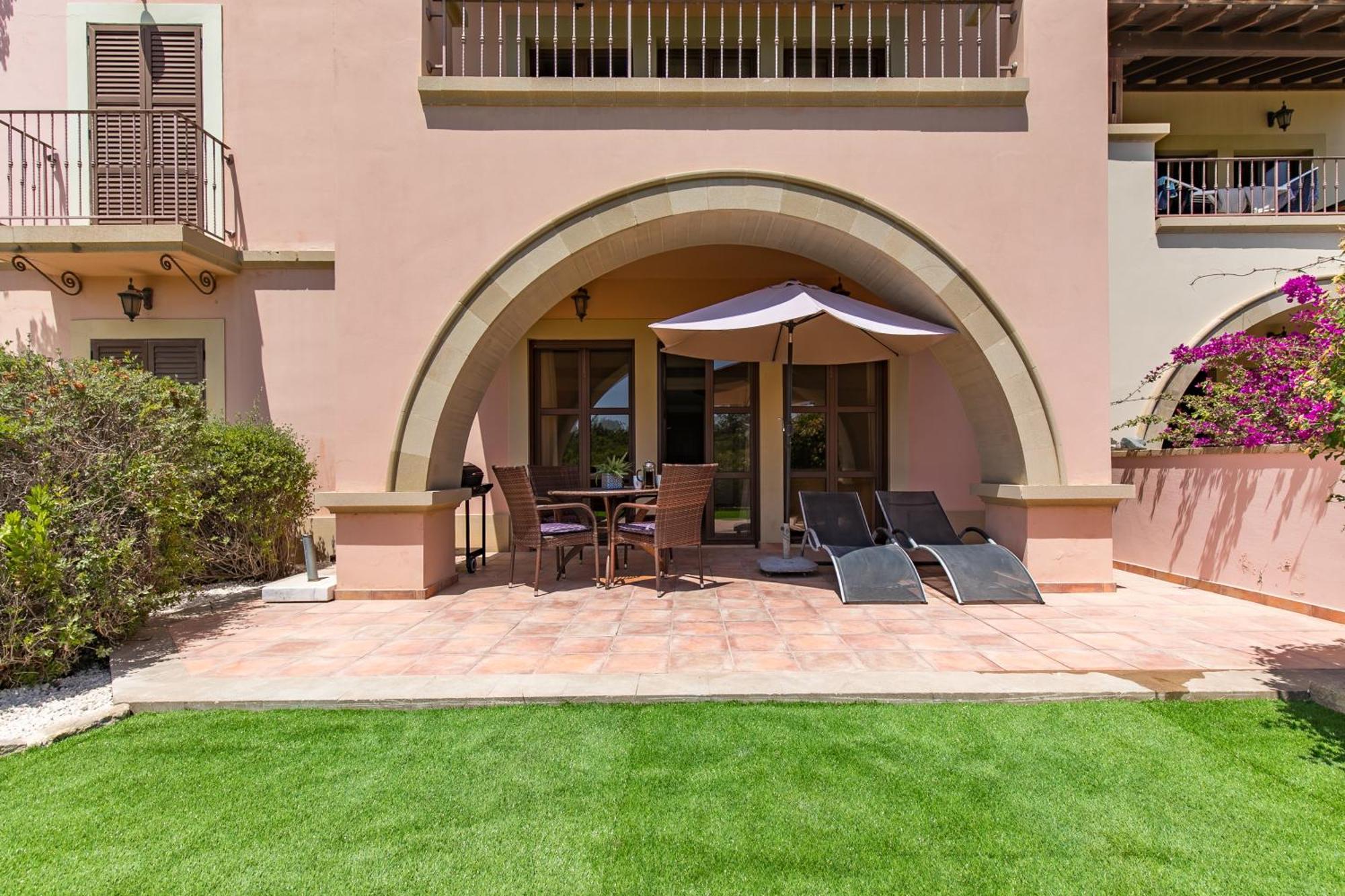 2 Bedroom Artemis With Two Communal Pools, Aphrodite Hills * Kouklia