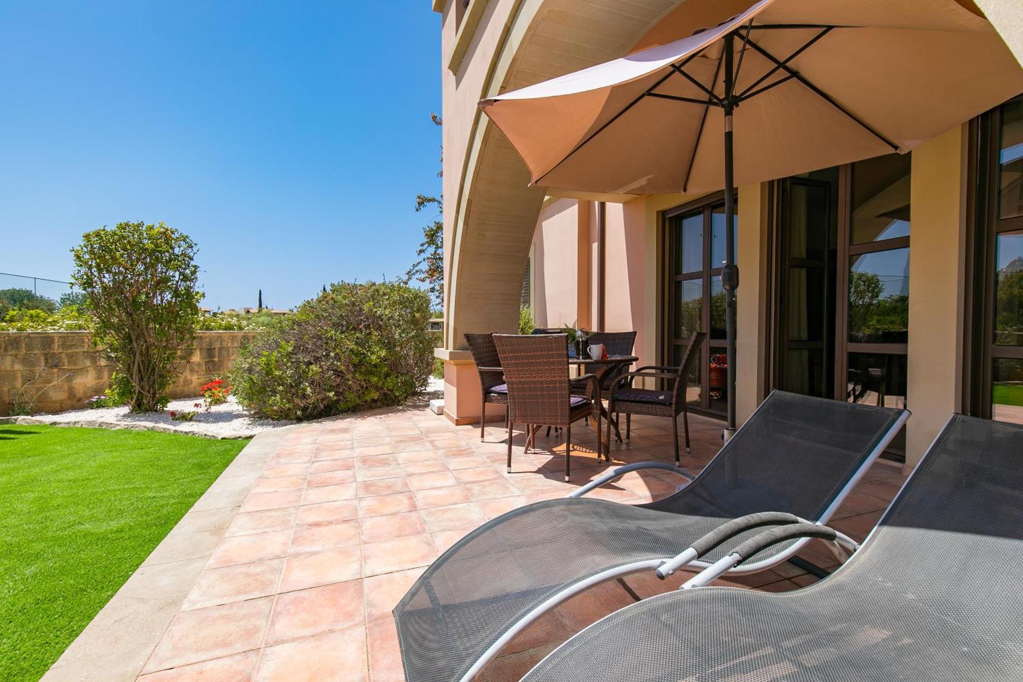 Apartment 2 Bedroom Artemis With Two Communal Pools, Aphrodite Hills