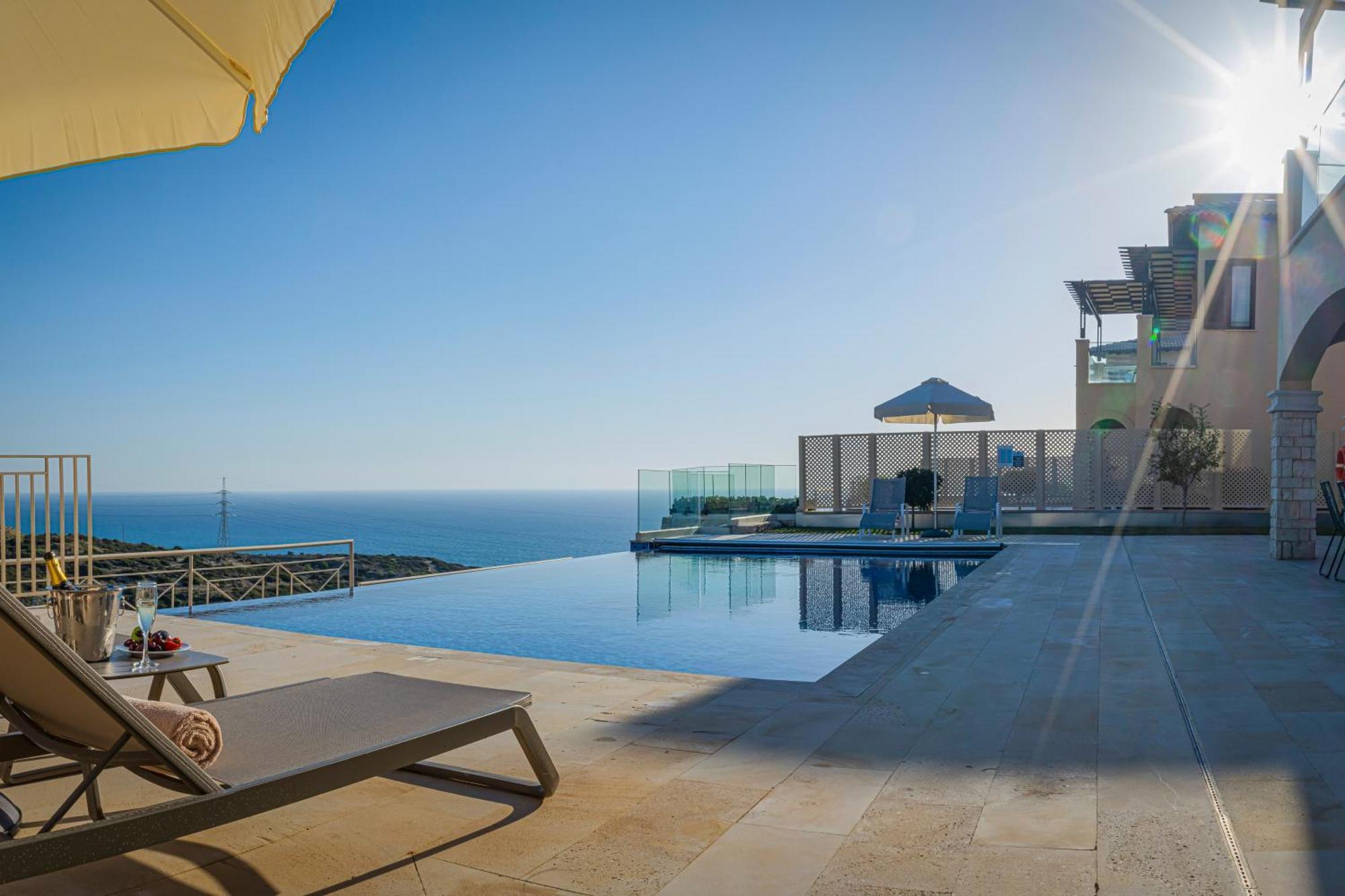 Villa Aphrodite Hills - Elite
