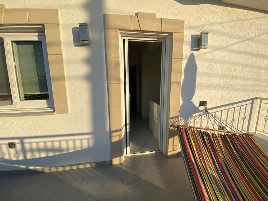 Exclusive Larnaca 2 Min 8 Sleeps Pyla