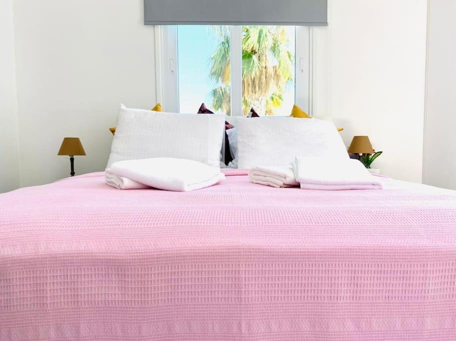 Exclusive Larnaca 2 Min 8 Sleeps Villa *
