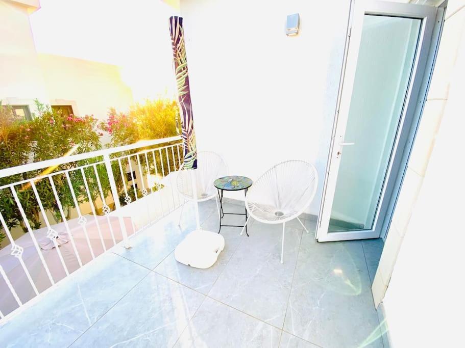 Exclusive Larnaca 2 Min 8 Sleeps