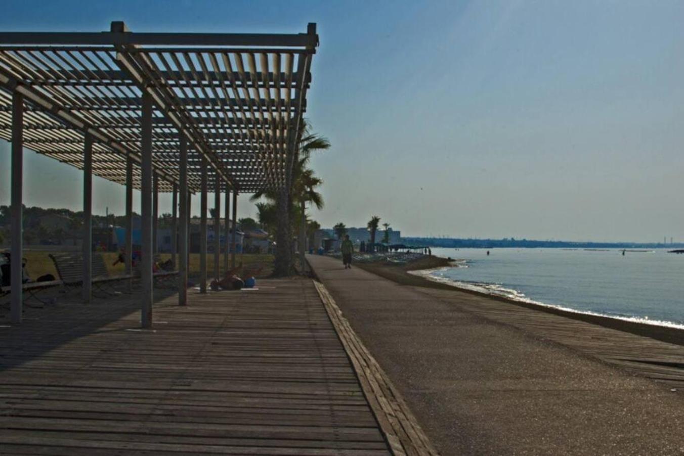 Oroklini Star 200Metres From The Sandy Beach Larnaca