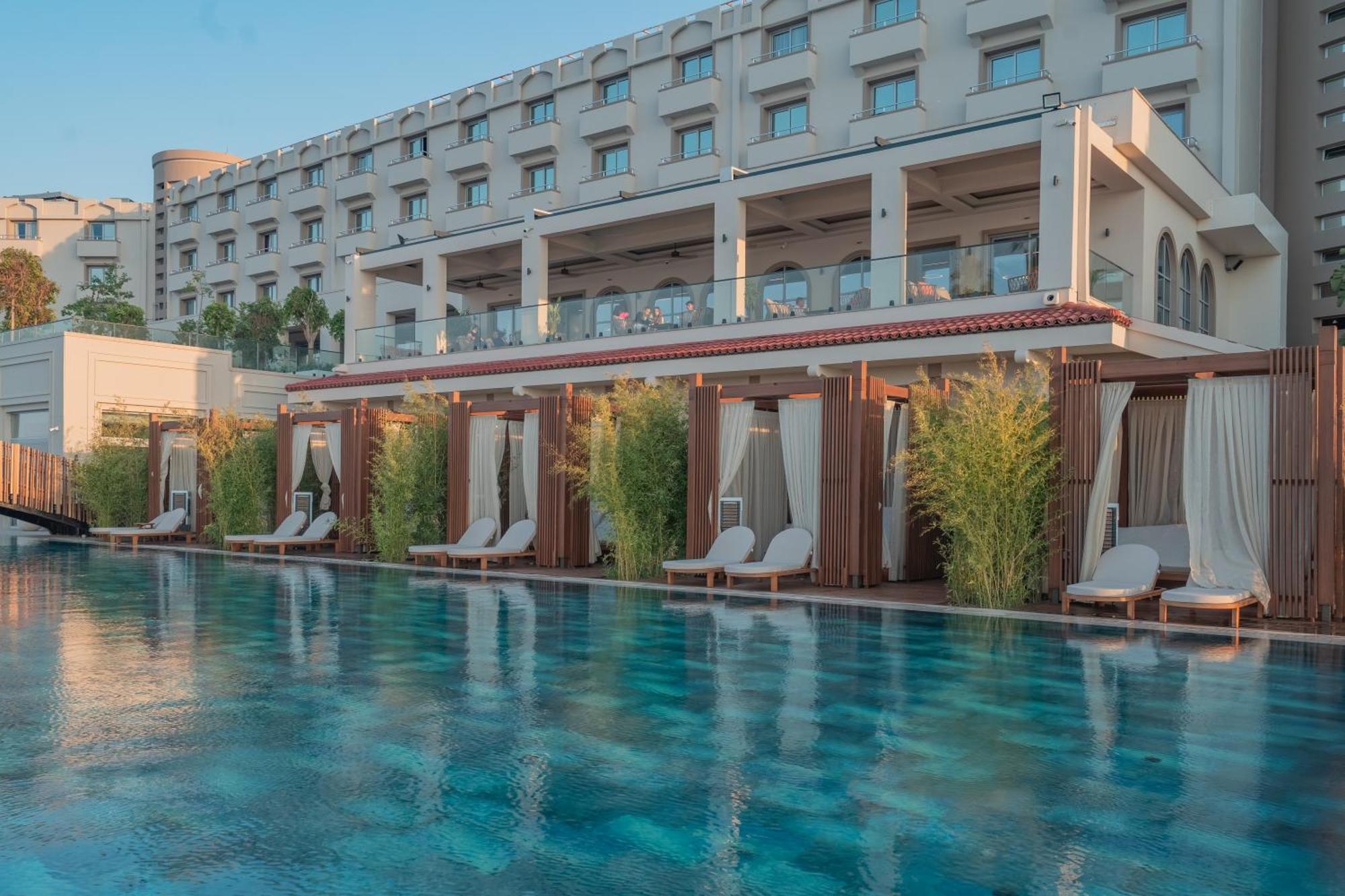 Hotel Merit Park Casino &