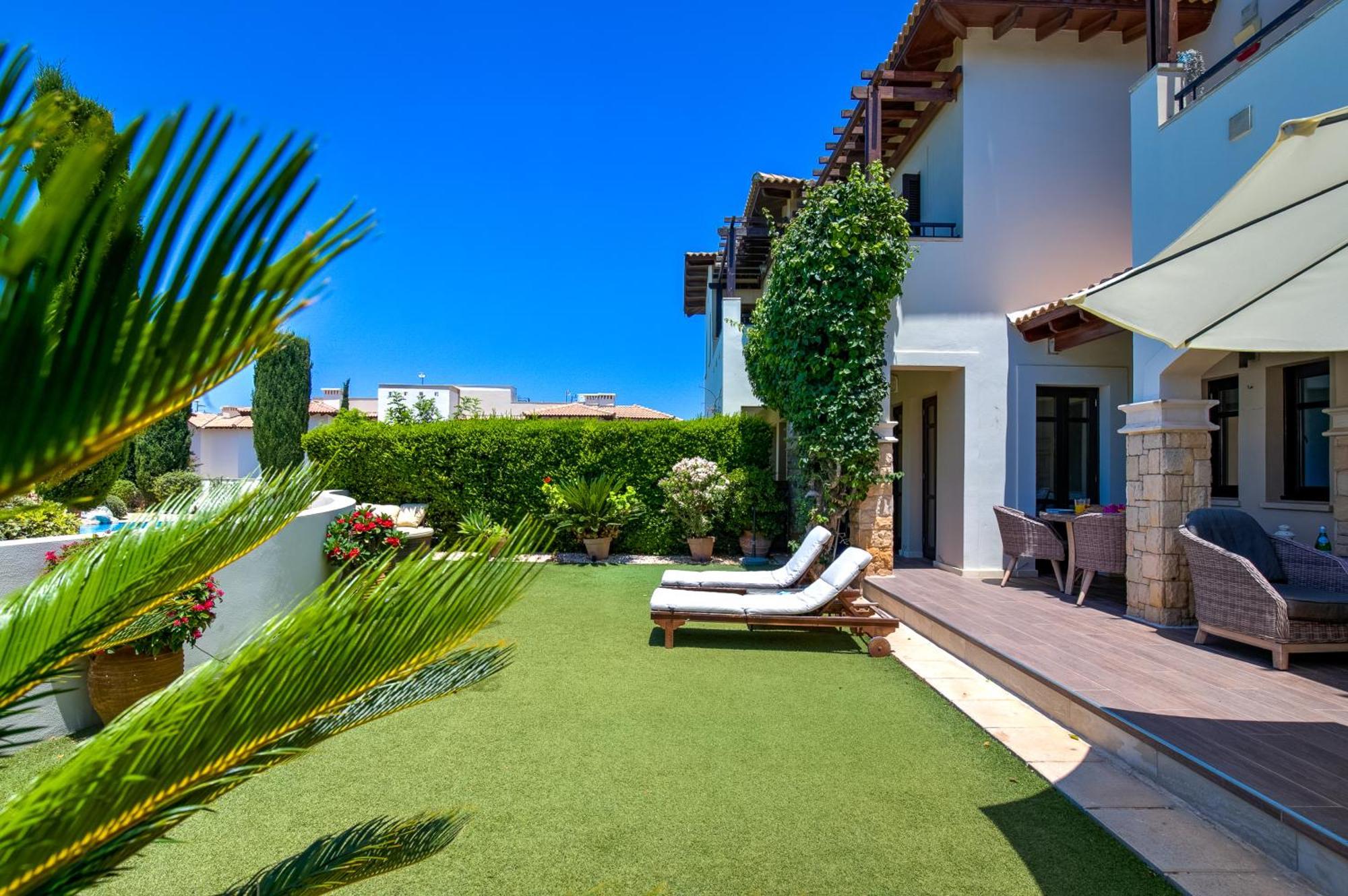 Junior Zeus, Hot Tub And Communal Pool, Aphrodite Hills Villa
