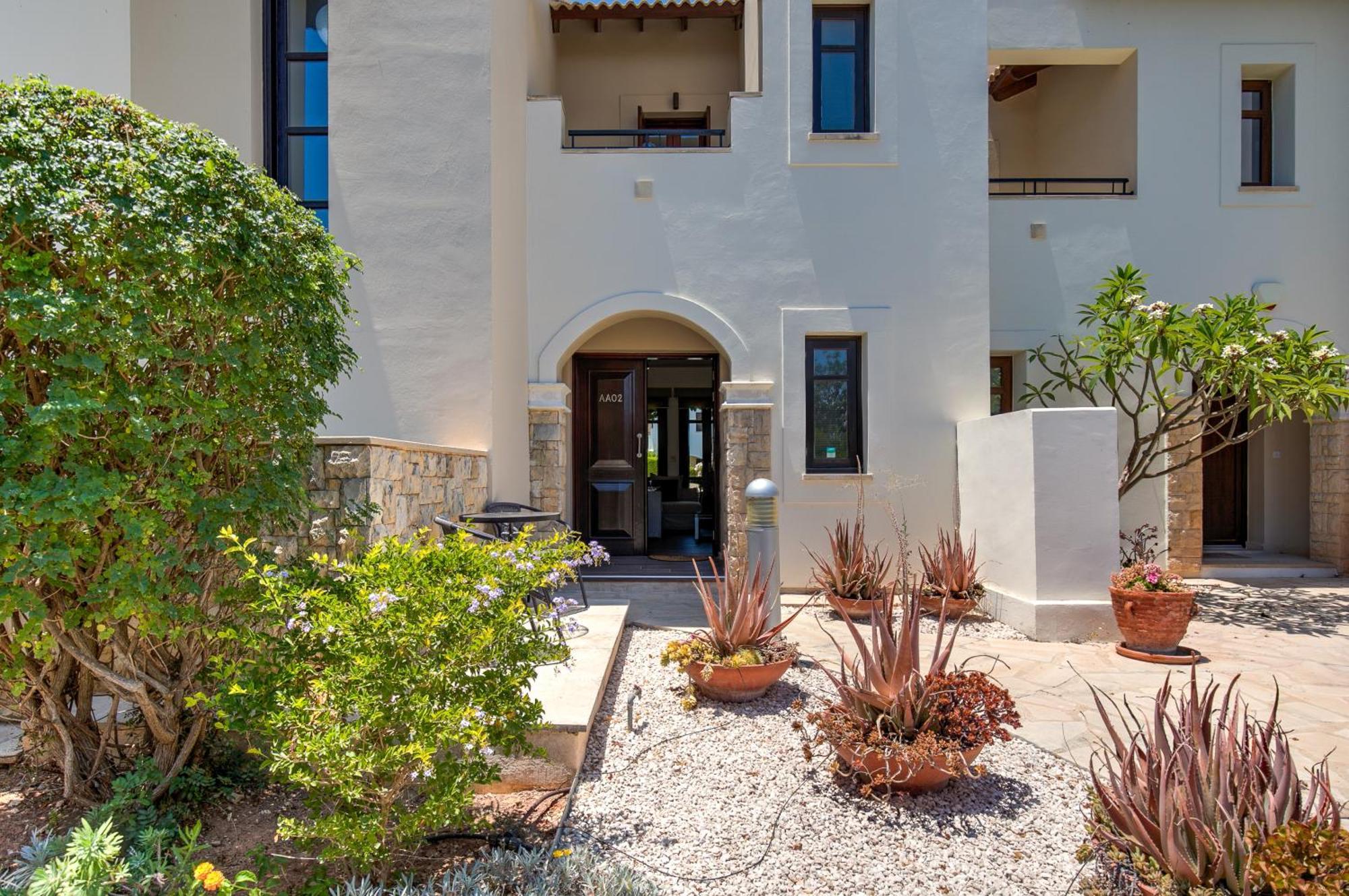 Junior Zeus, Hot Tub And Communal Pool, Aphrodite Hills Villa