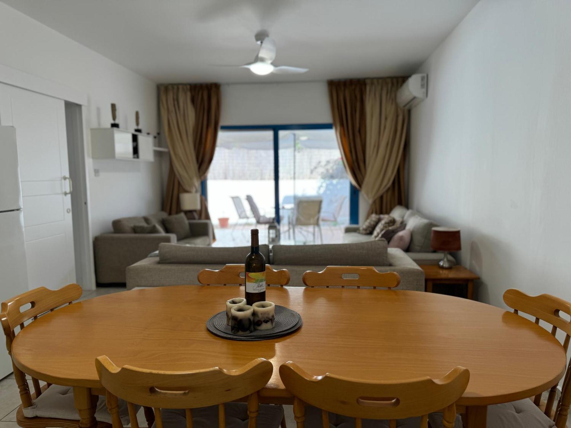 Cozy 2-bd Ap Near The Sea! Paphos
